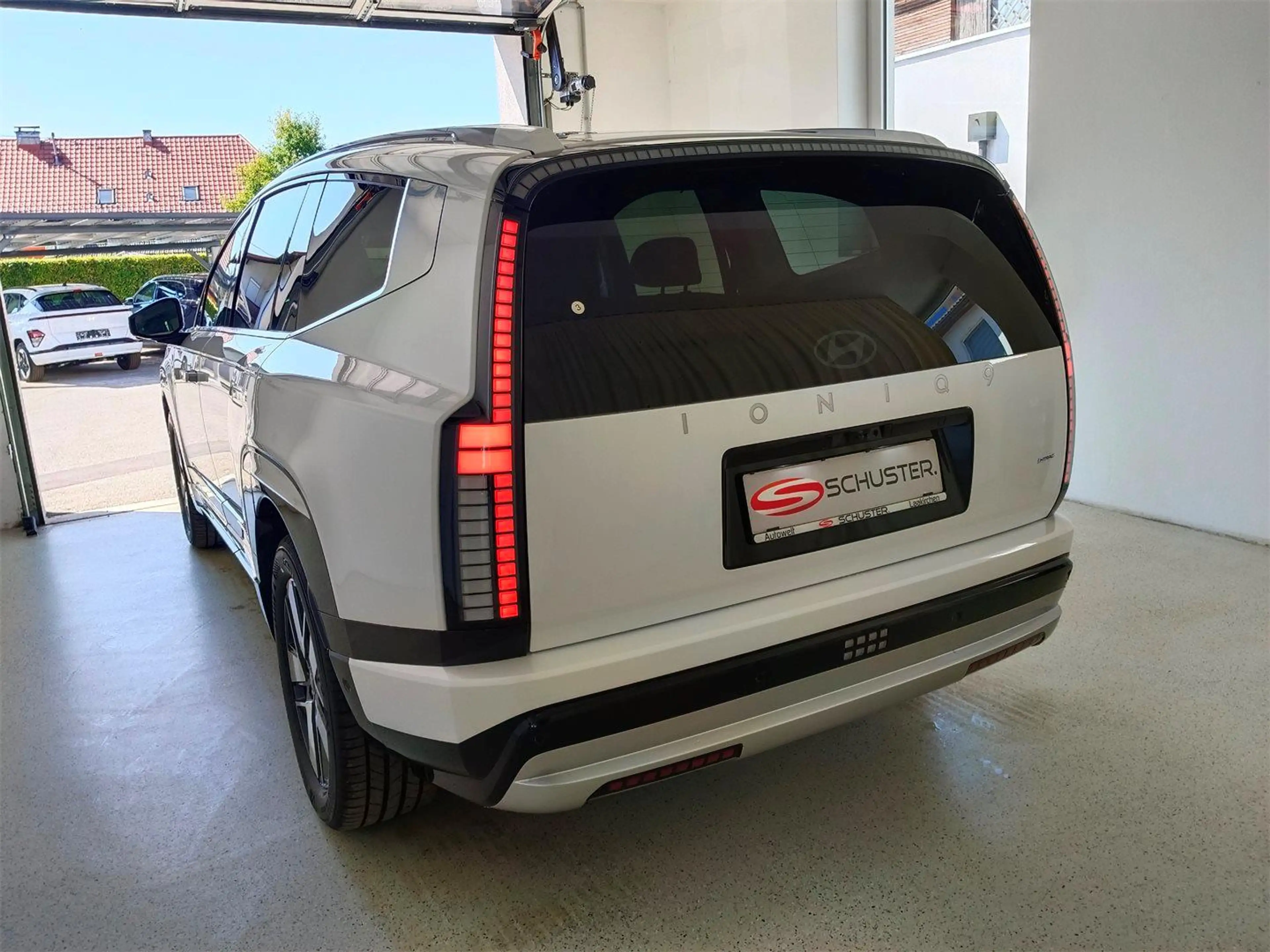 Hyundai IONIQ 9 Prestige Line 110 kWh 4WD 96p72-O2 — photo 4