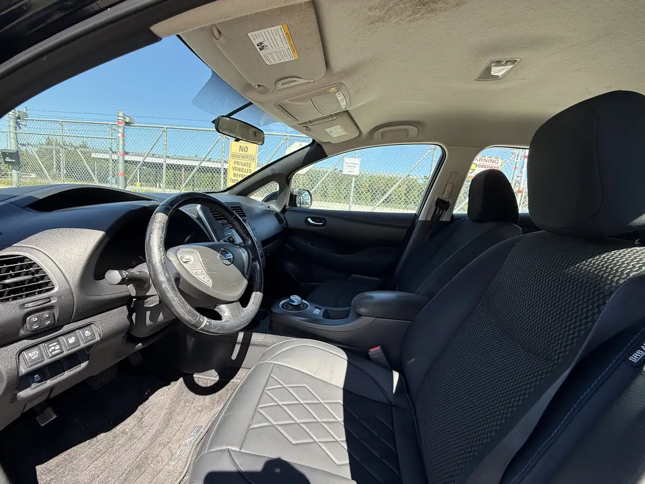 Nissan Leaf снимка Nissan Leaf