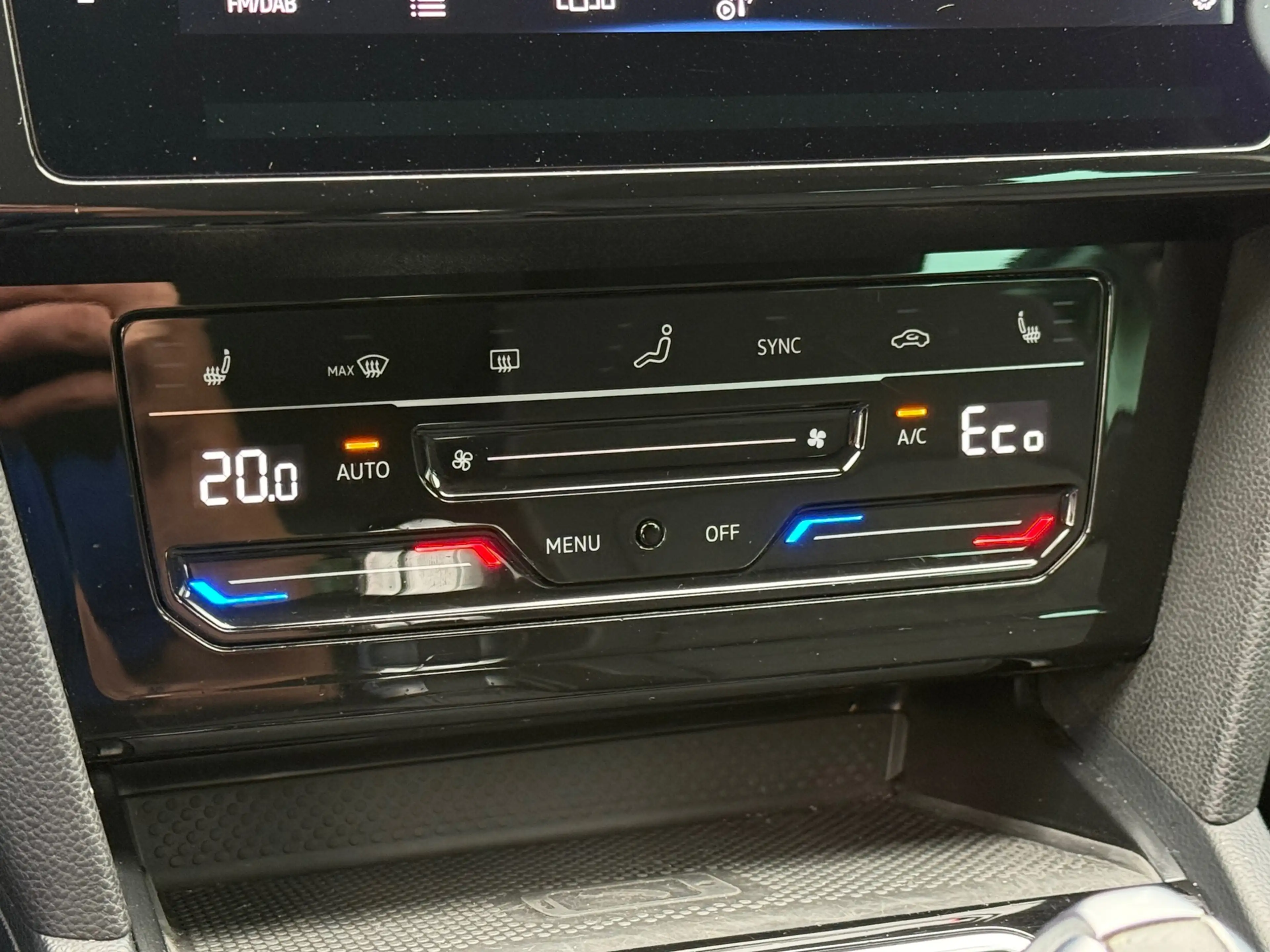 Volkswagen Passat Variant 1.4 TSI PHEV GTE Business SOH 93% — photo 20