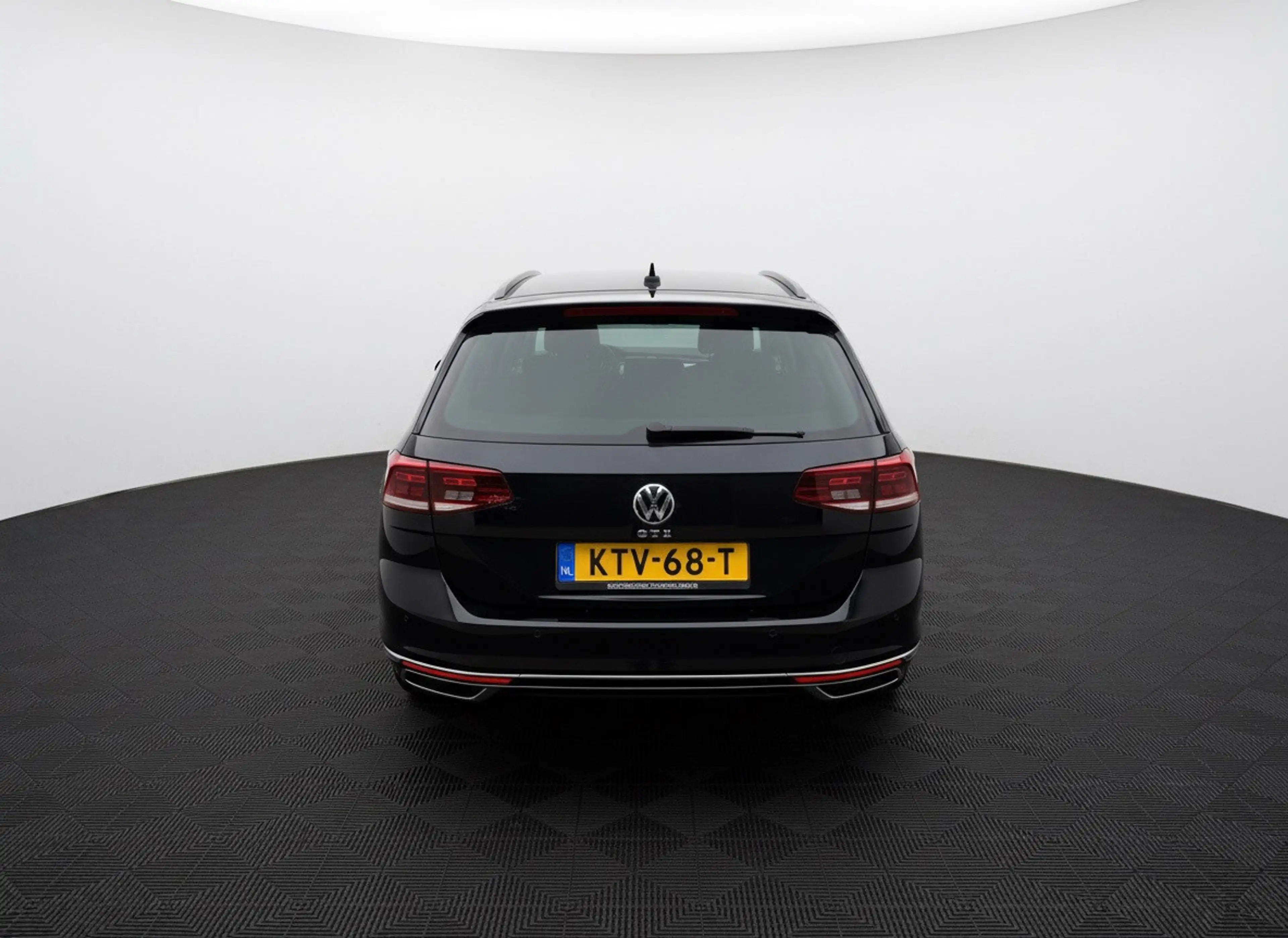 Volkswagen Passat Variant 1.4 TSI PHEV GTE Business SOH 93% — photo 8