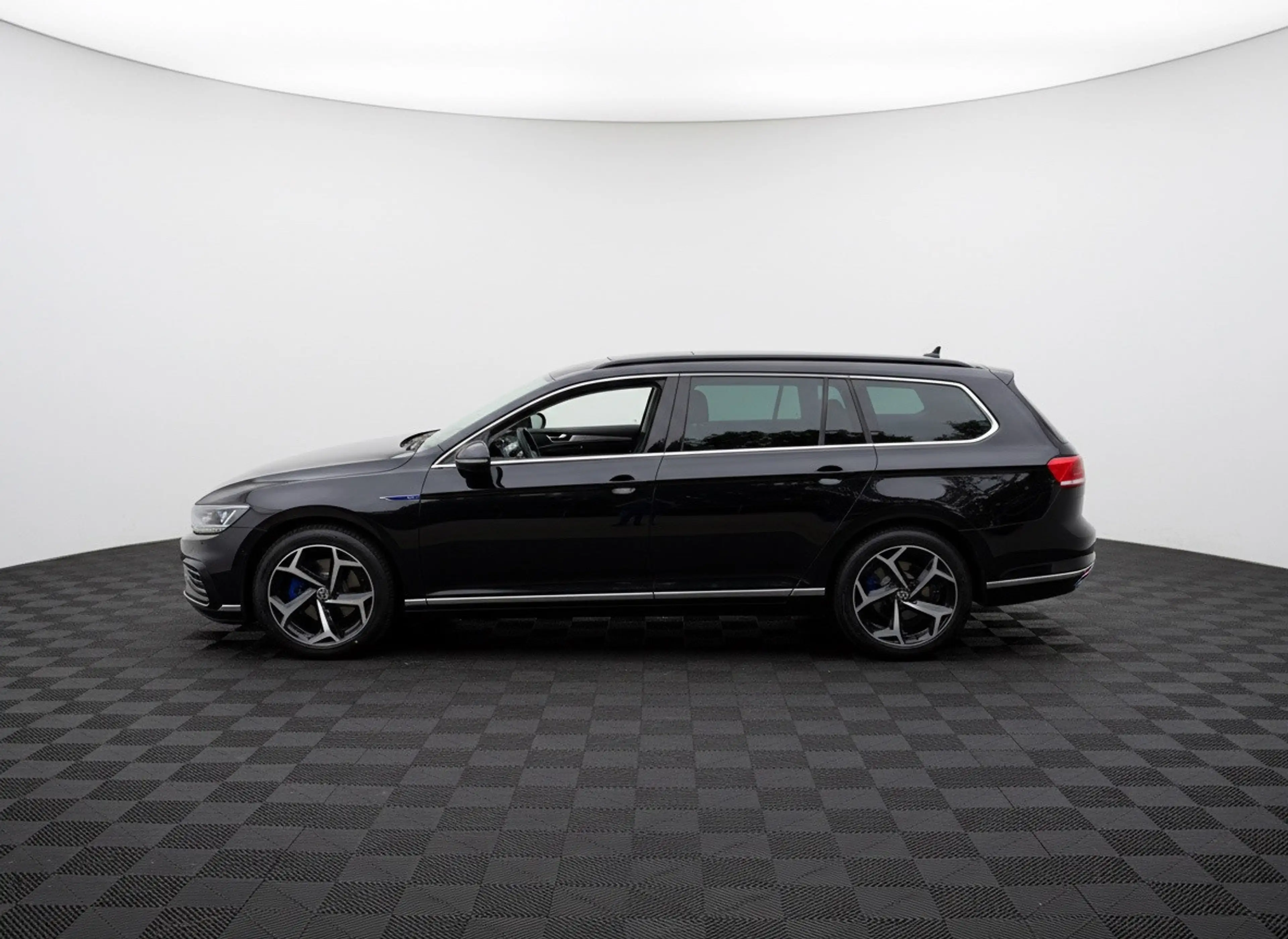Volkswagen Passat Variant 1.4 TSI PHEV GTE Business SOH 93% — photo 5