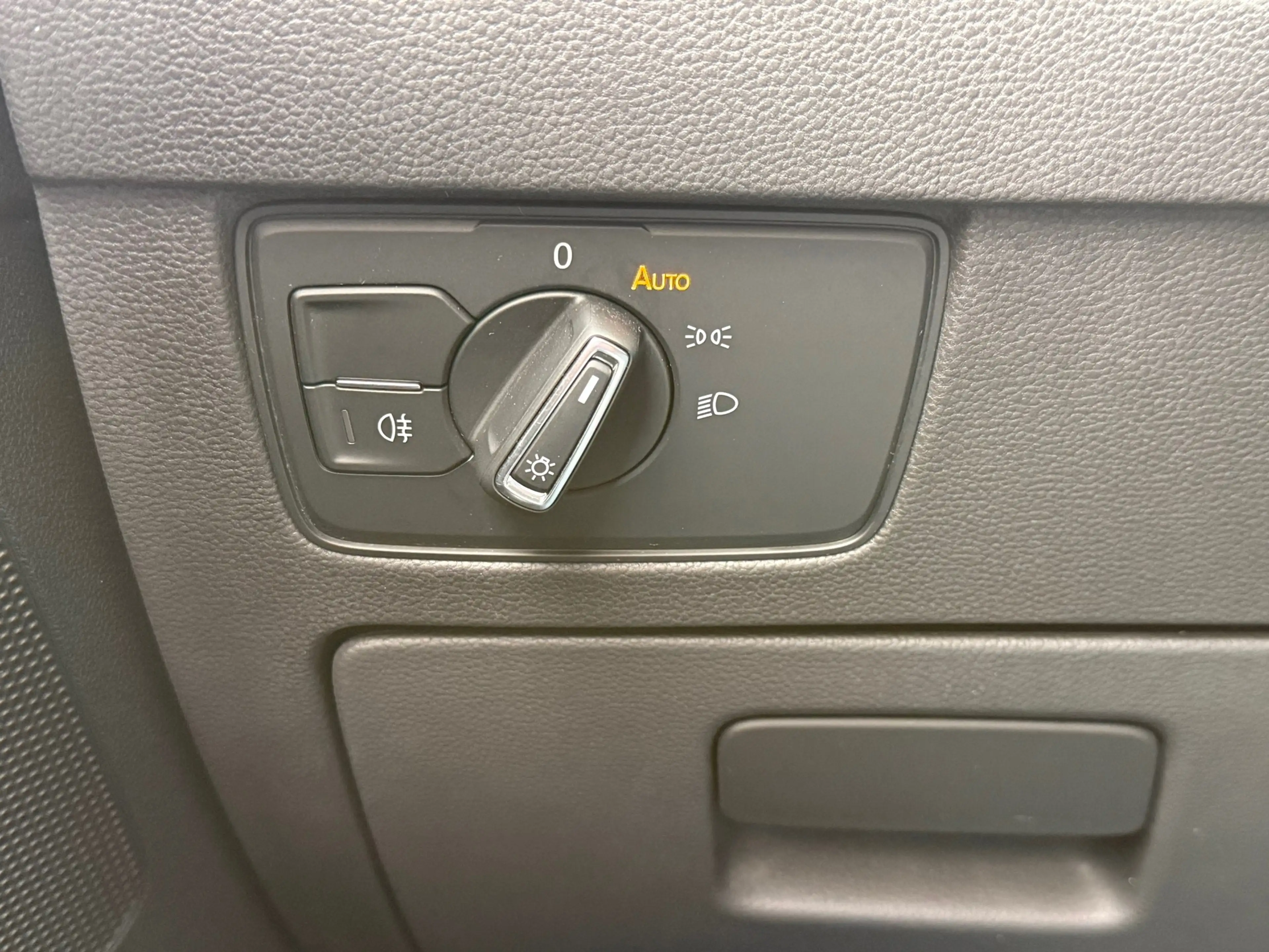 Volkswagen Passat Variant 1.4 TSI PHEV GTE Business SOH 93% — photo 18