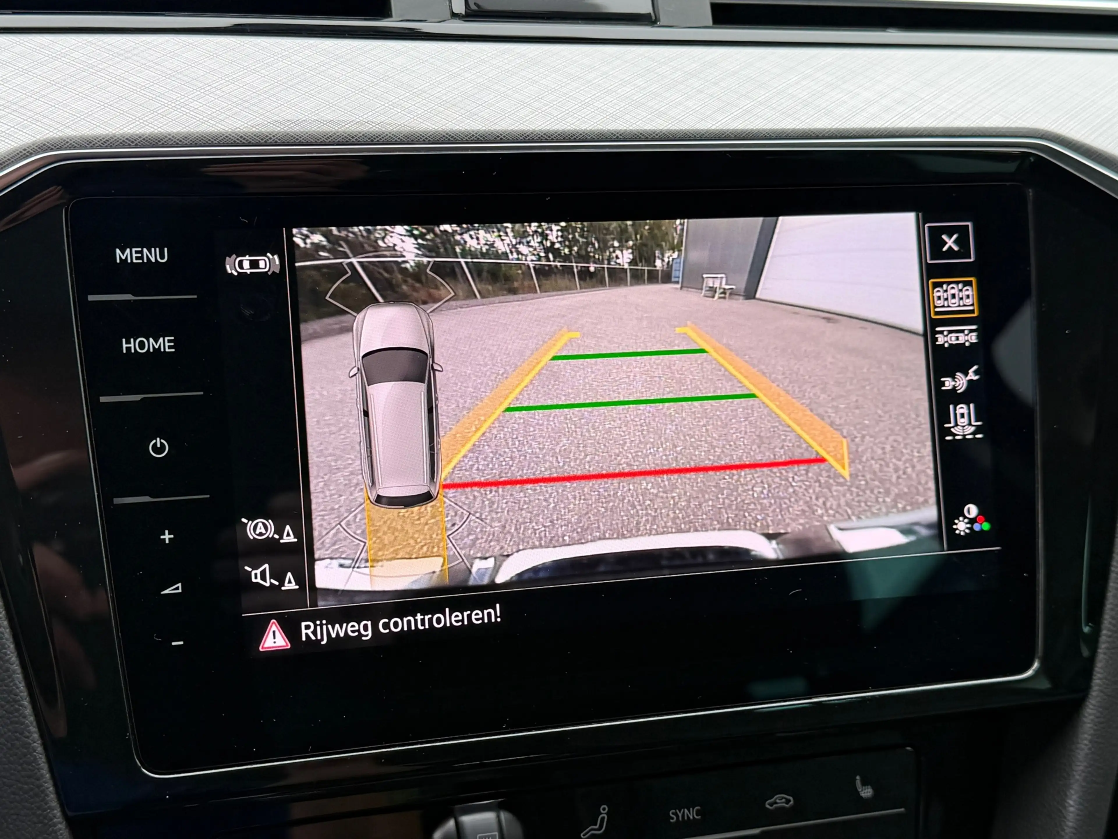 Volkswagen Passat Variant 1.4 TSI PHEV GTE Business SOH 93% — photo 24