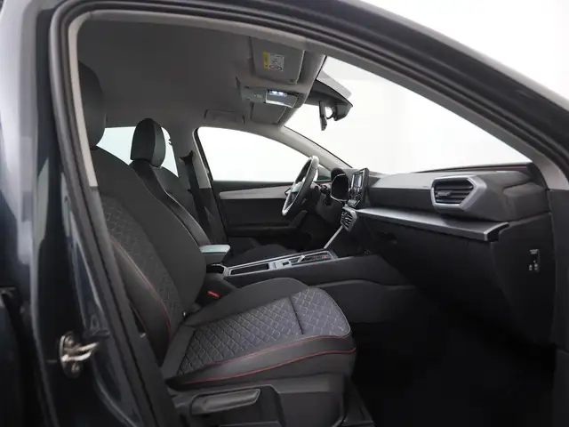 Seat Leon view 3