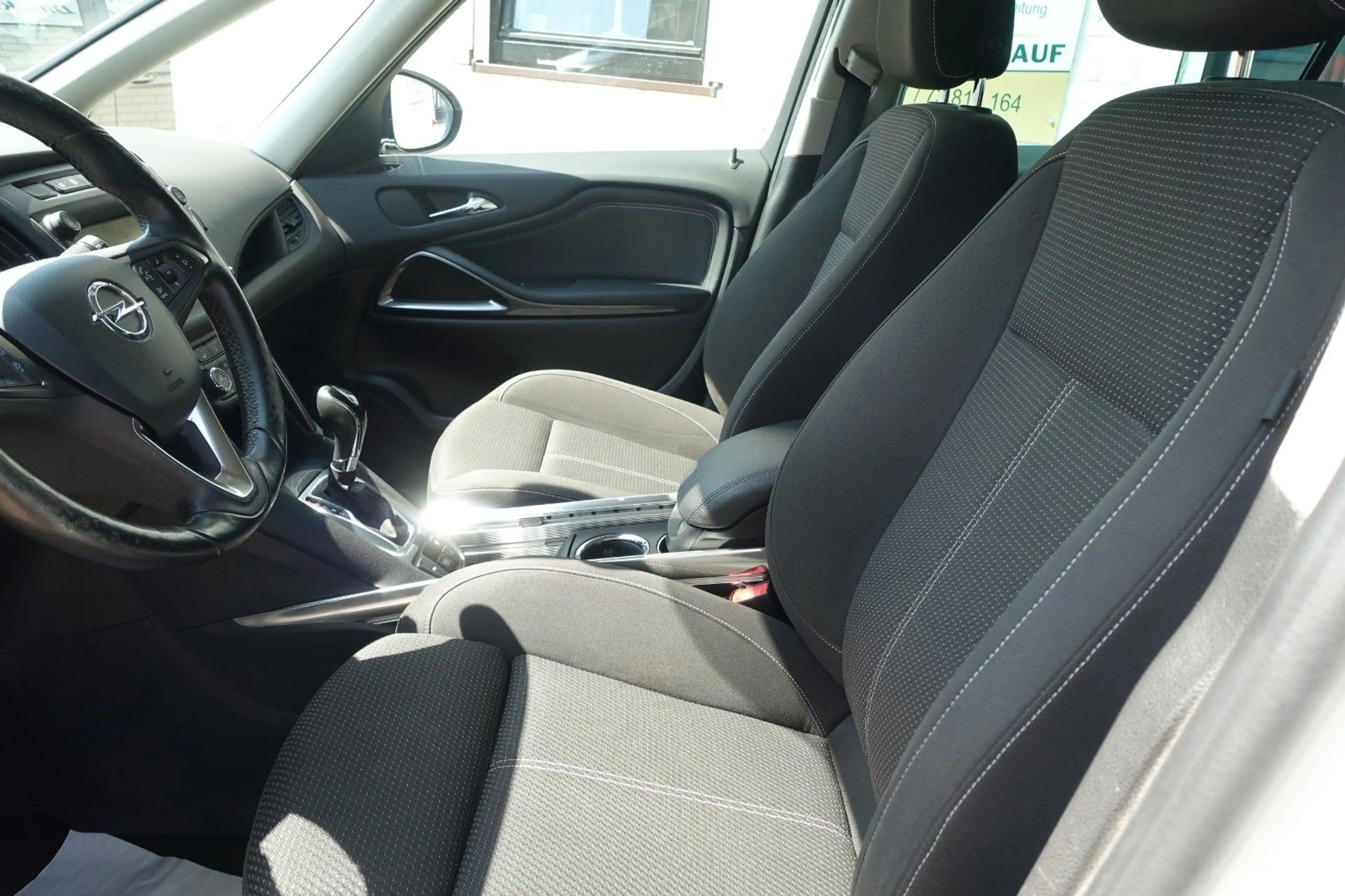 Opel Zafira Tourer *INNOVATION*OPC-LINE*AUTOMATIK*AHK* — photo 10