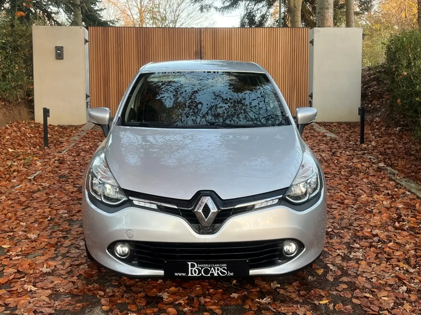 Renault Clio 1.2i Automaat-Navigatie-Parkeersensoren-Bluetooth Zilver - 2
