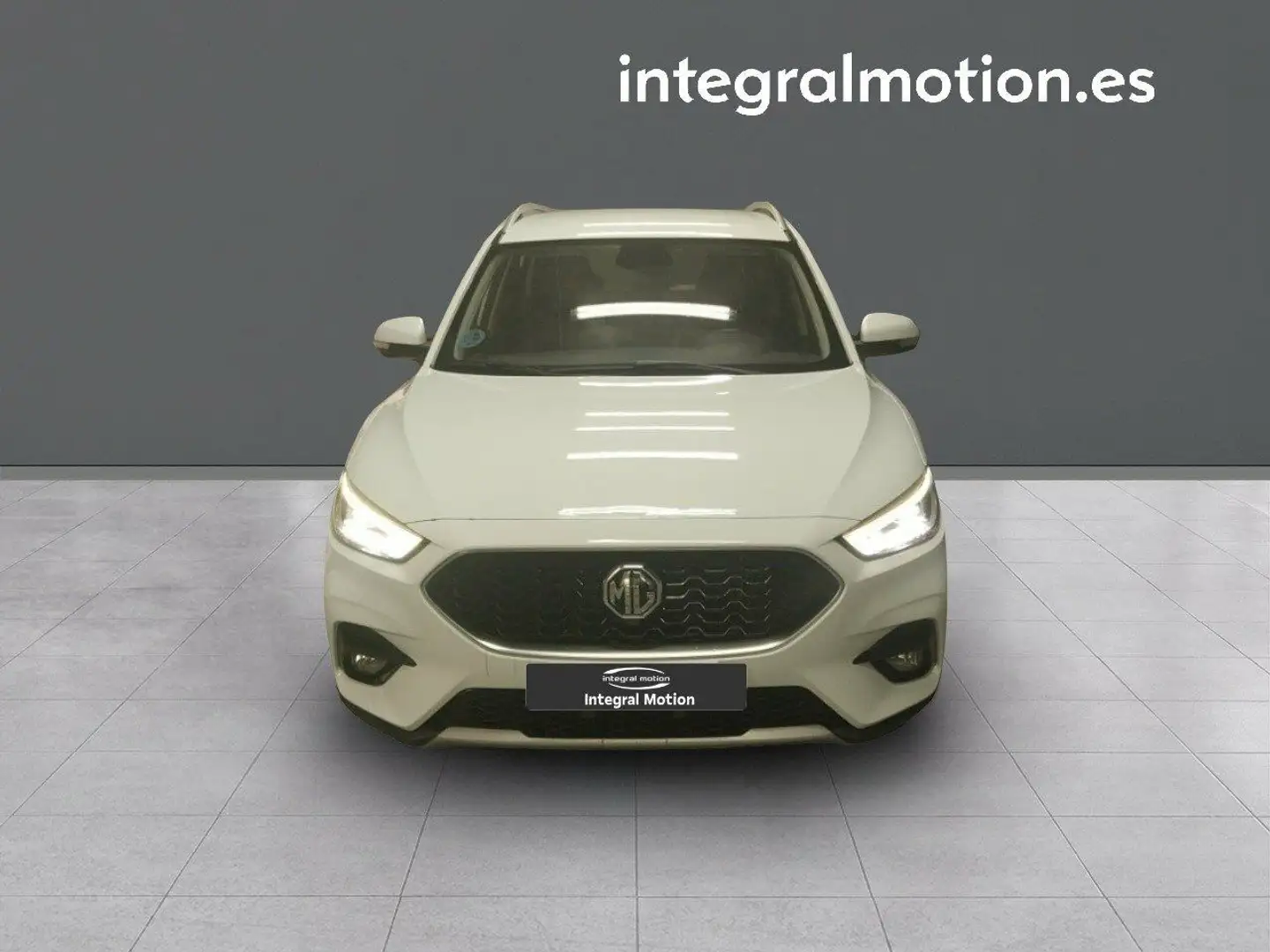 MG ZS 1.5 Luxury Blanc - 2