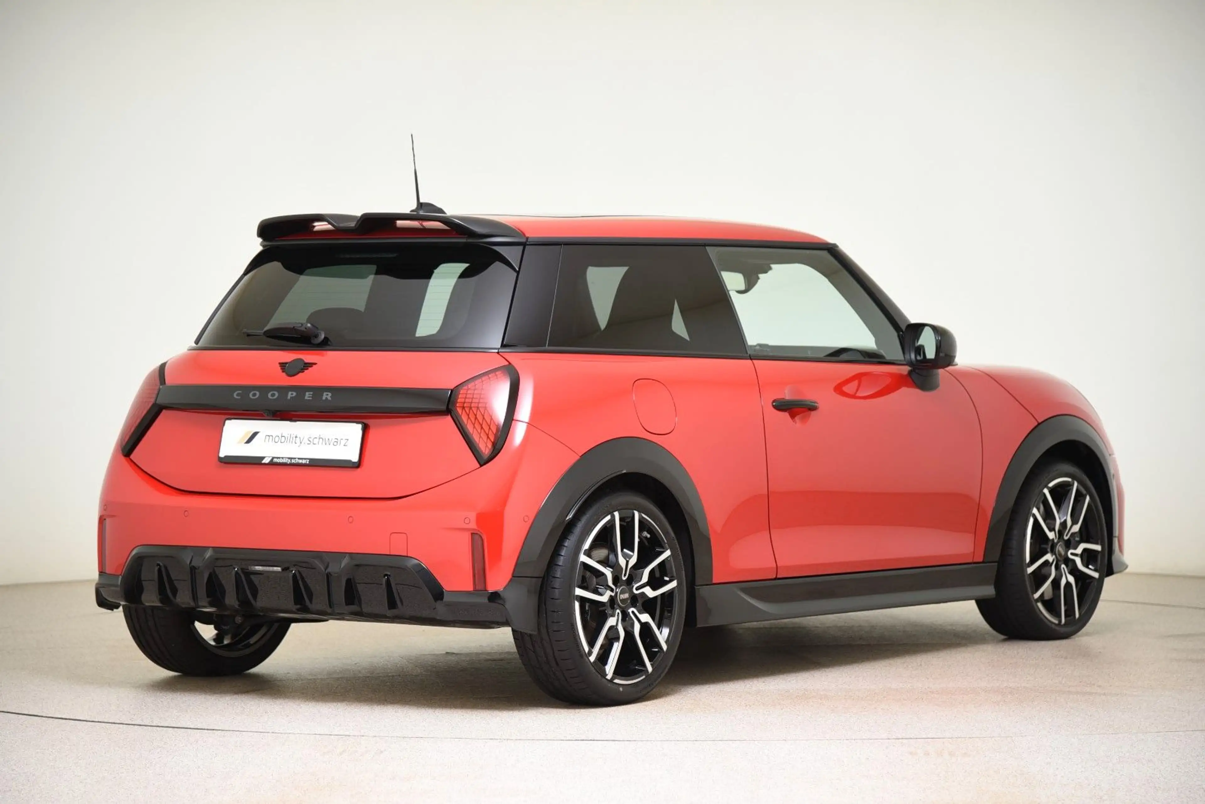 MINI Cooper C John Cooper Works Trim HUD ACC LED DAB — photo 3