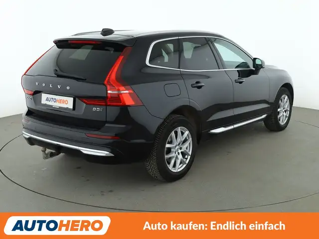 Volvo XC60 view 6