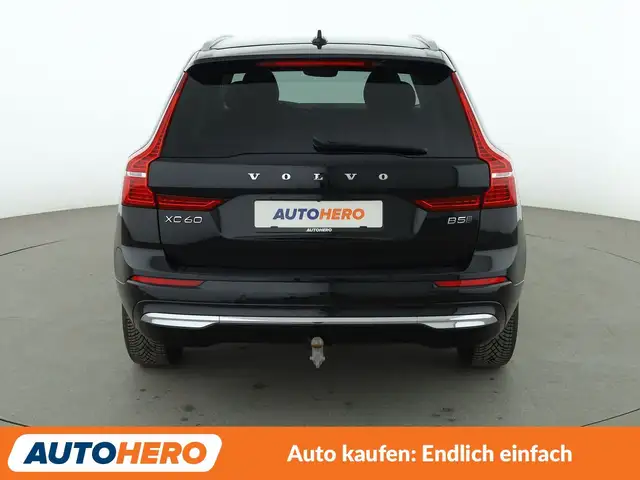 Volvo XC60 view 5