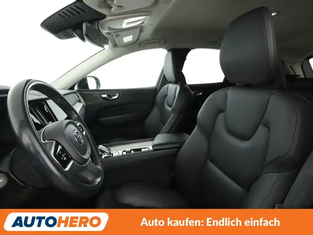 Volvo XC60 view 10