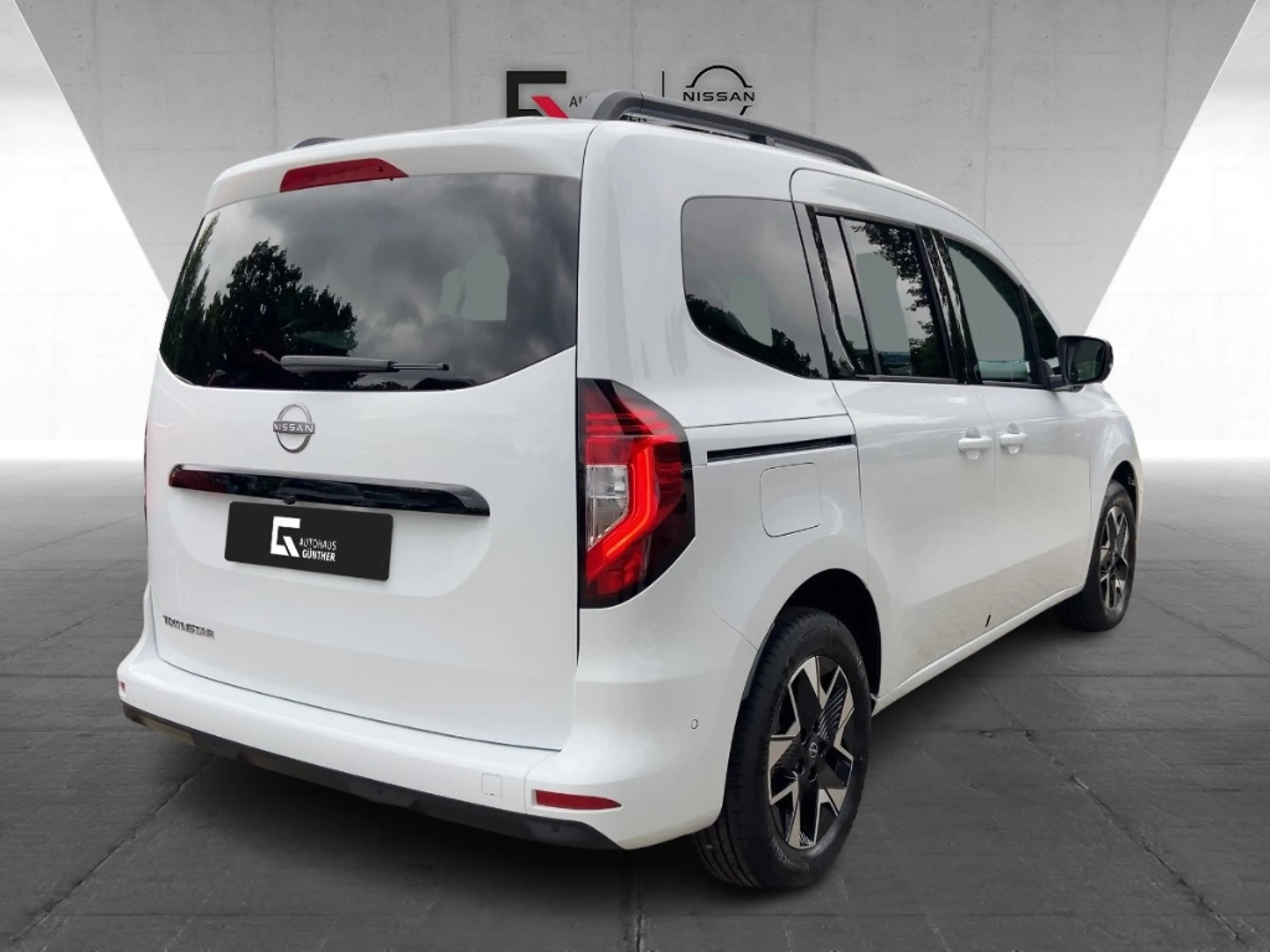 Nissan Townstar TEKNA Kombi L1 130PS Autom. Winter/360°/Navi/Carpl — photo 4