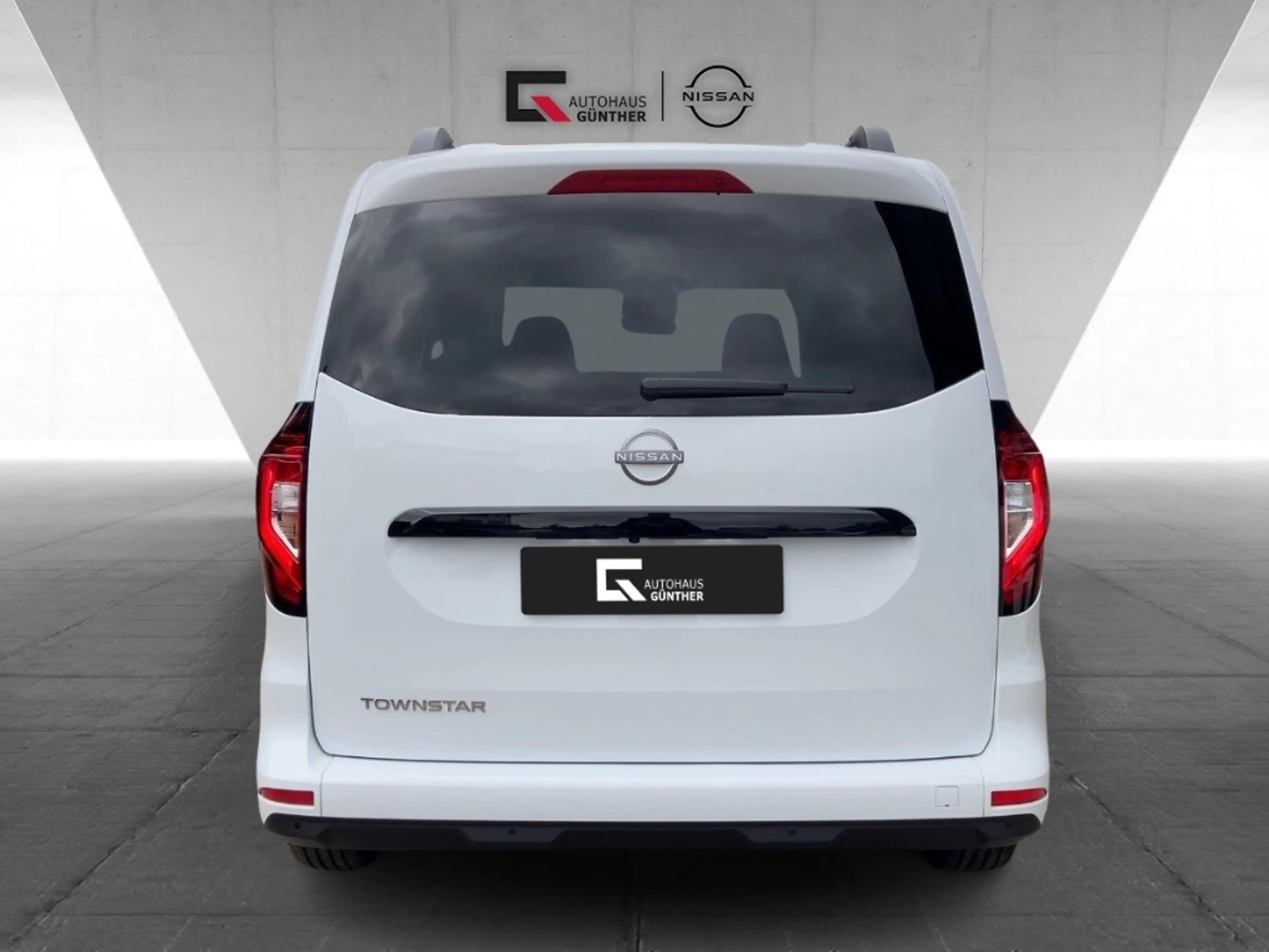 Nissan Townstar TEKNA Kombi L1 130PS Autom. Winter/360°/Navi/Carpl — photo 3
