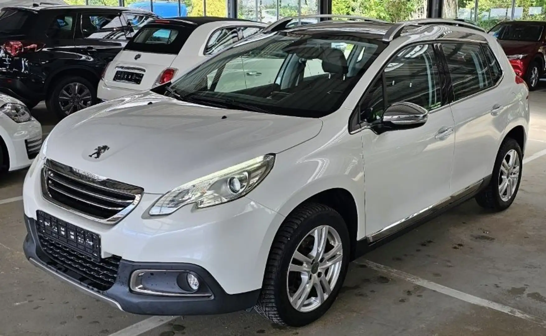 Peugeot 2008 120 VTI Allure PANO S+W NAVI Weiß - 1