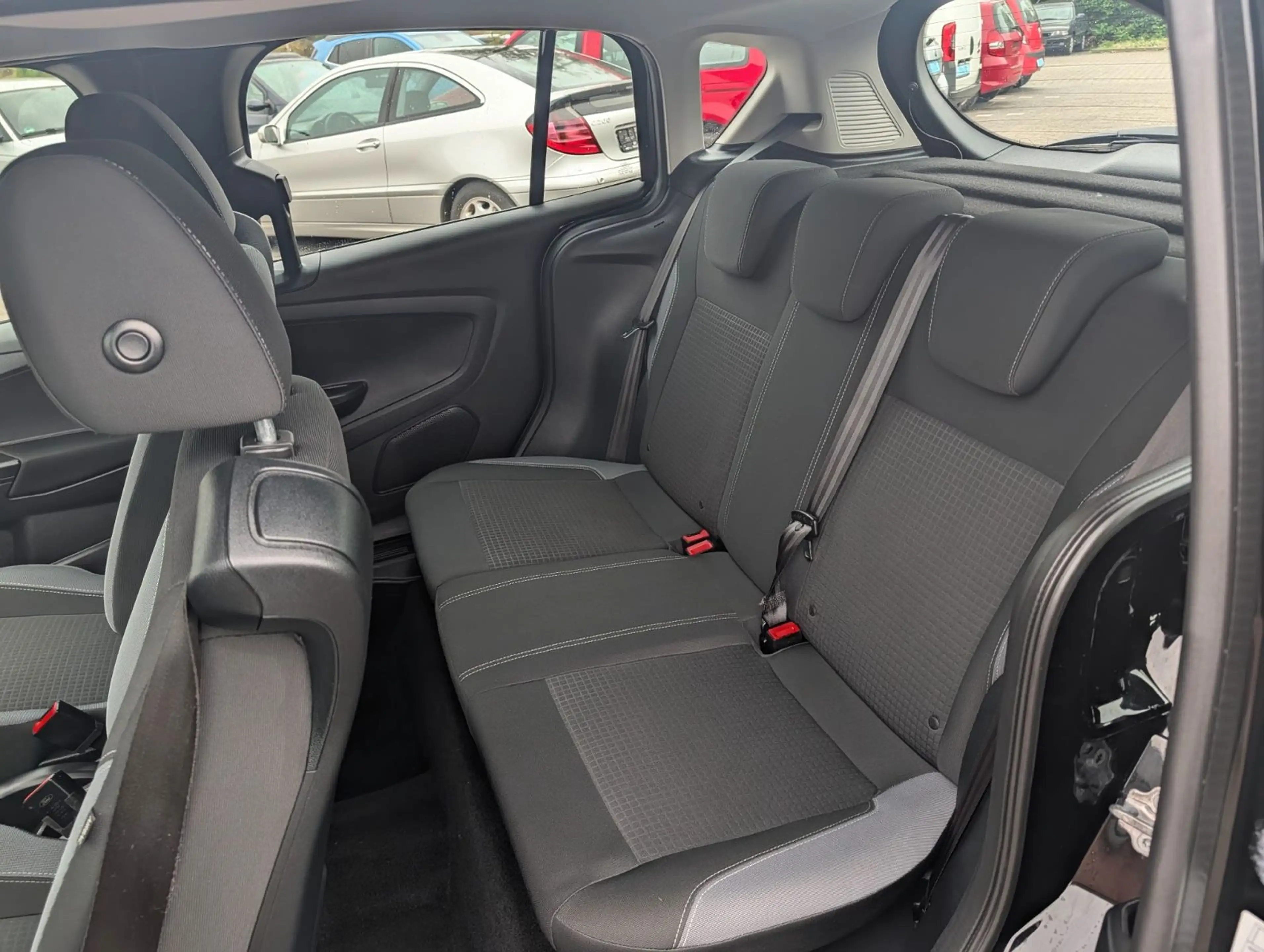 Ford B-Max Sync Edition GARANTIE KLIMA SITZHEIZUNG — photo 14