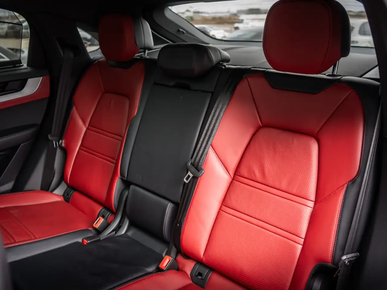Porsche Cayenne снимка Porsche Cayenne
