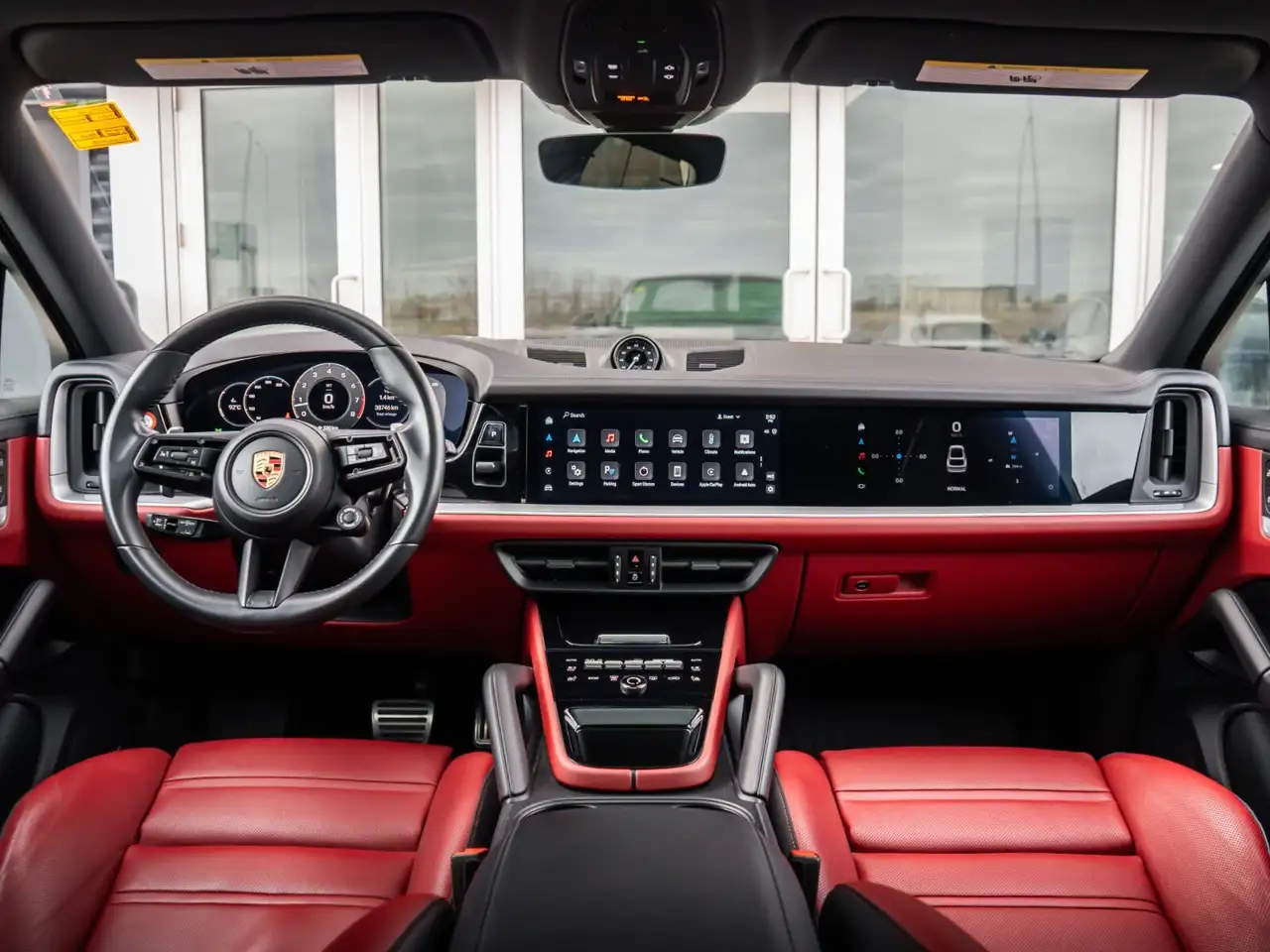 Porsche Cayenne снимка Porsche Cayenne