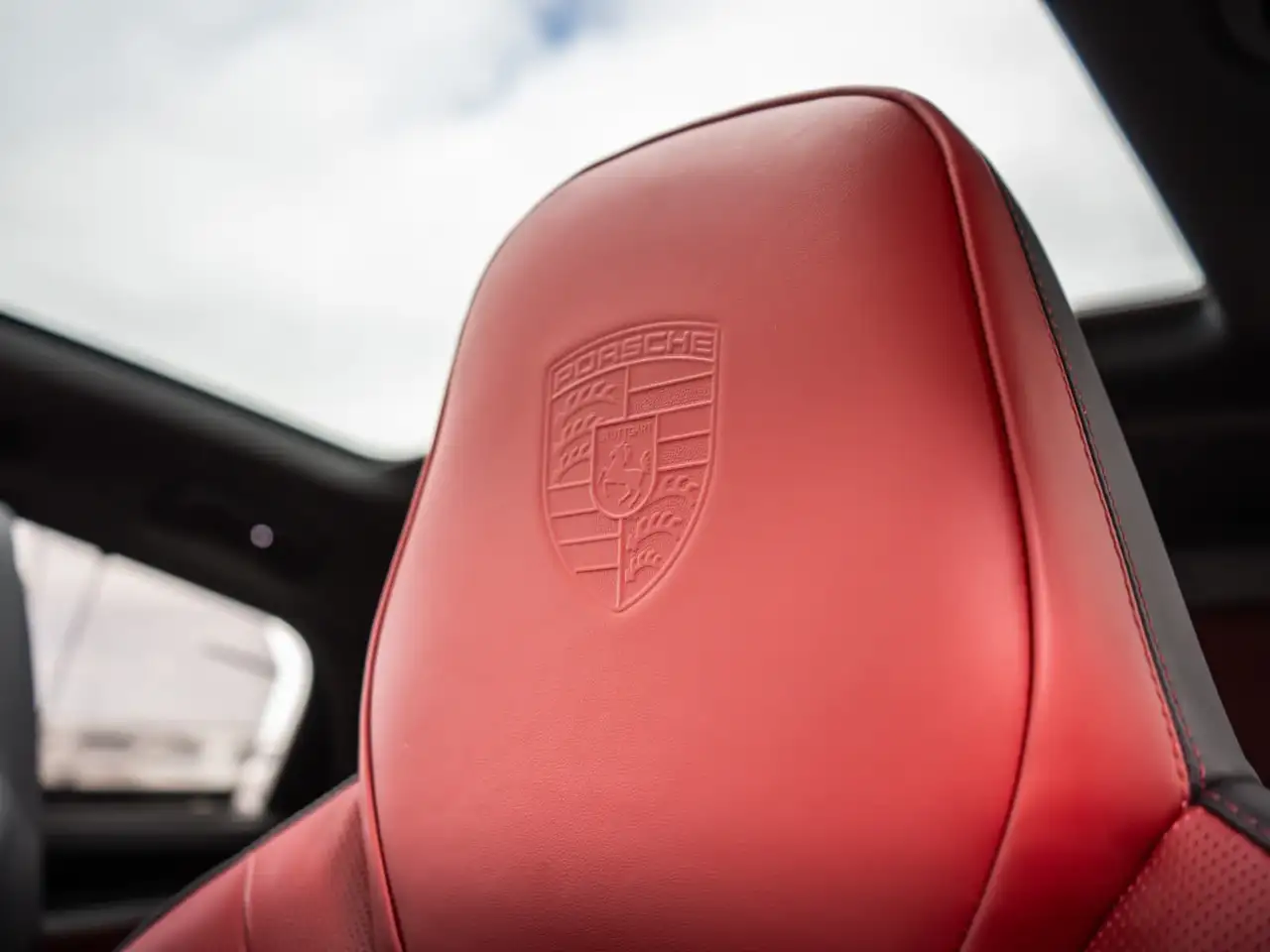 Porsche Cayenne снимка Porsche Cayenne