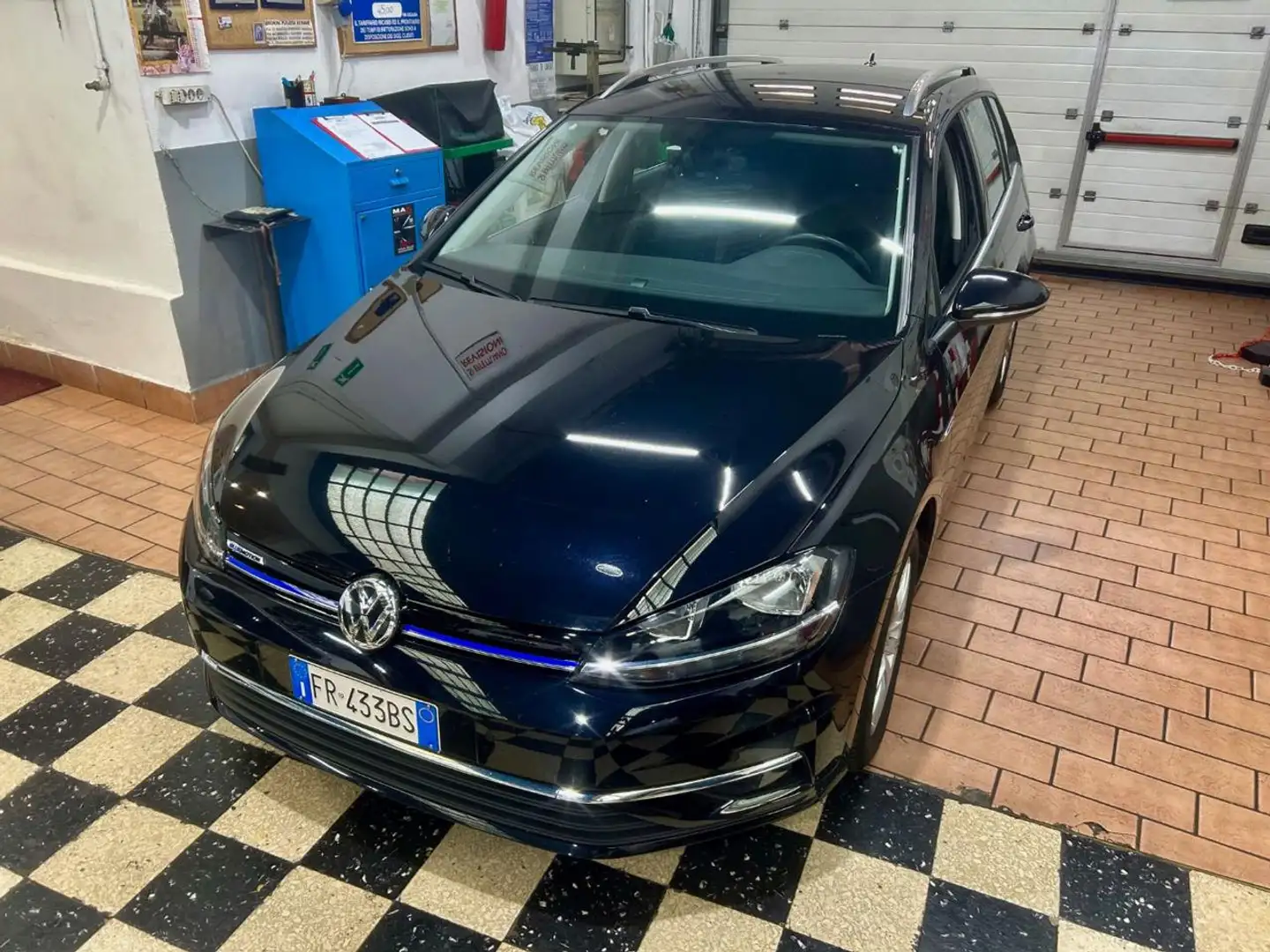 Volkswagen Golf Variant 1.4 TGI Highiline BlueMotion Gancio Traino Negru - 1
