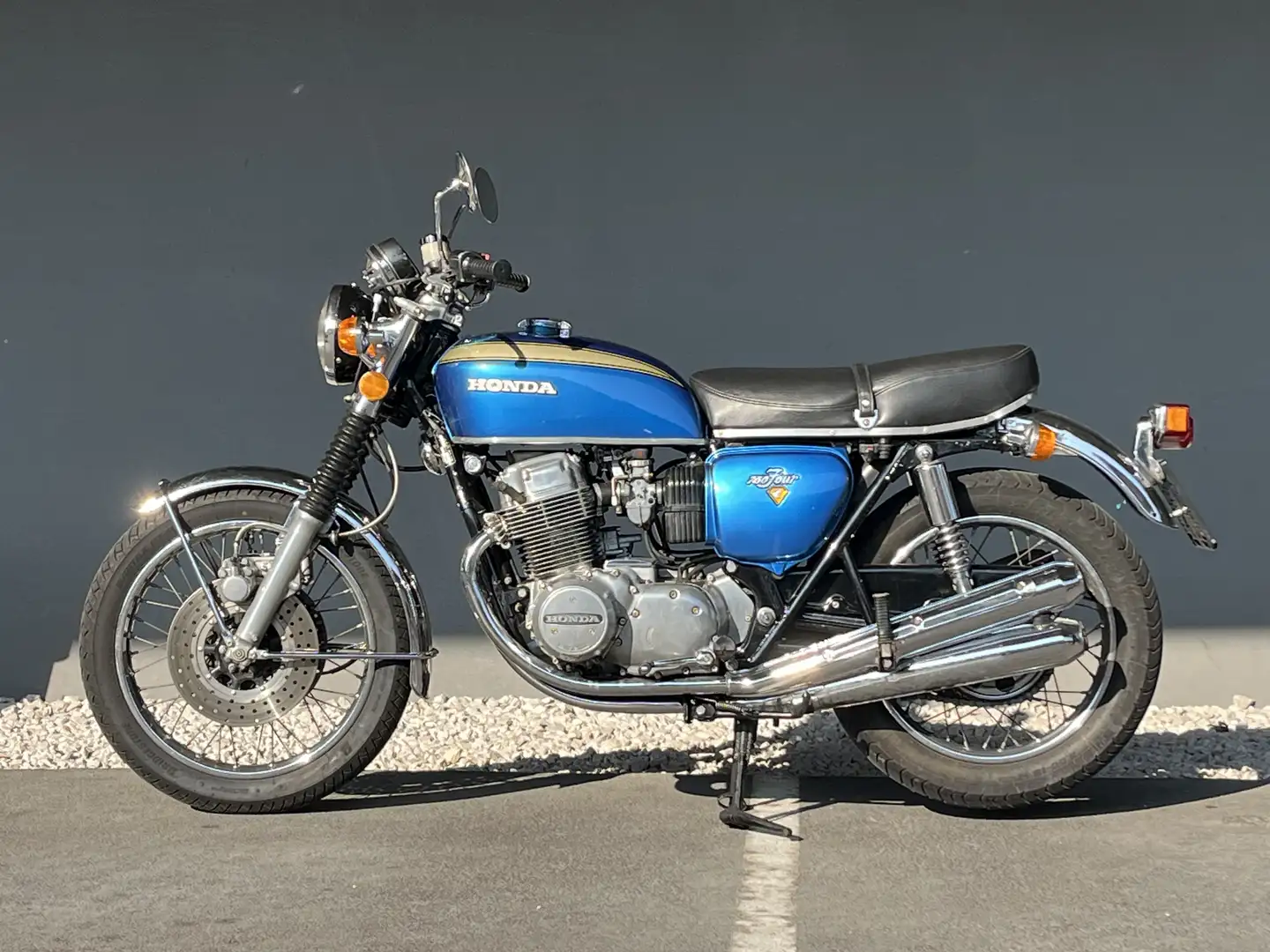 Honda CB 750 four - 1