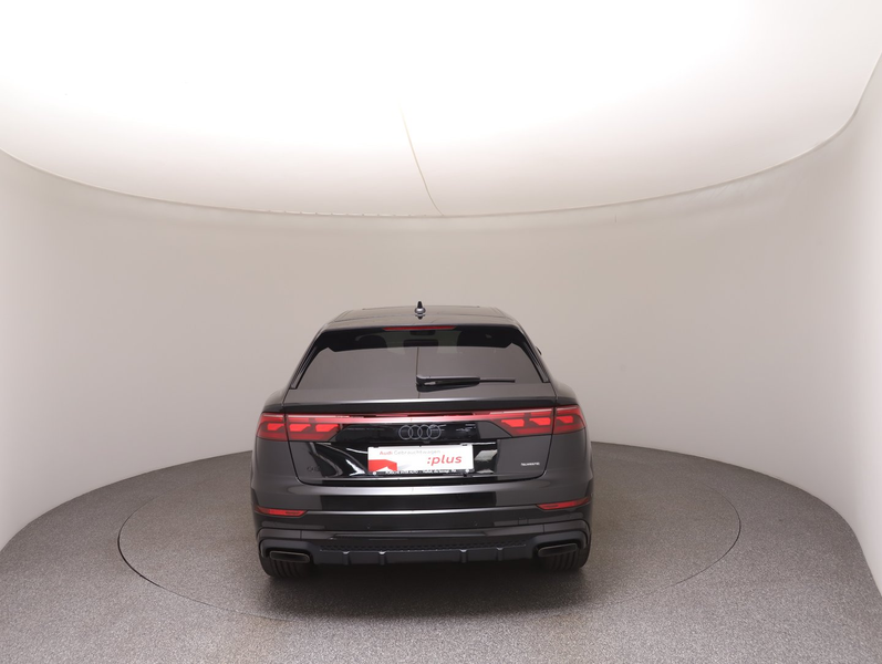 Audi Q8 e-hybrid quattro 290 kW — photo 3