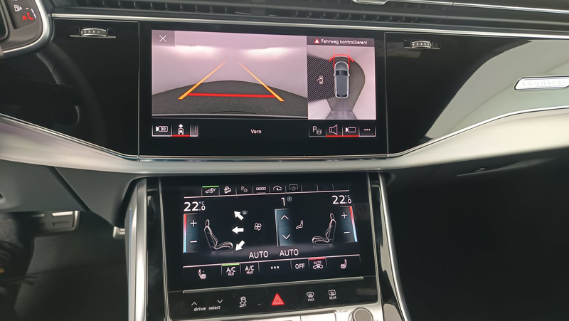 Audi Q8 e-hybrid quattro 290 kW — photo 20