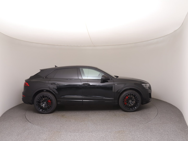 Audi Q8 e-hybrid quattro 290 kW — photo 25