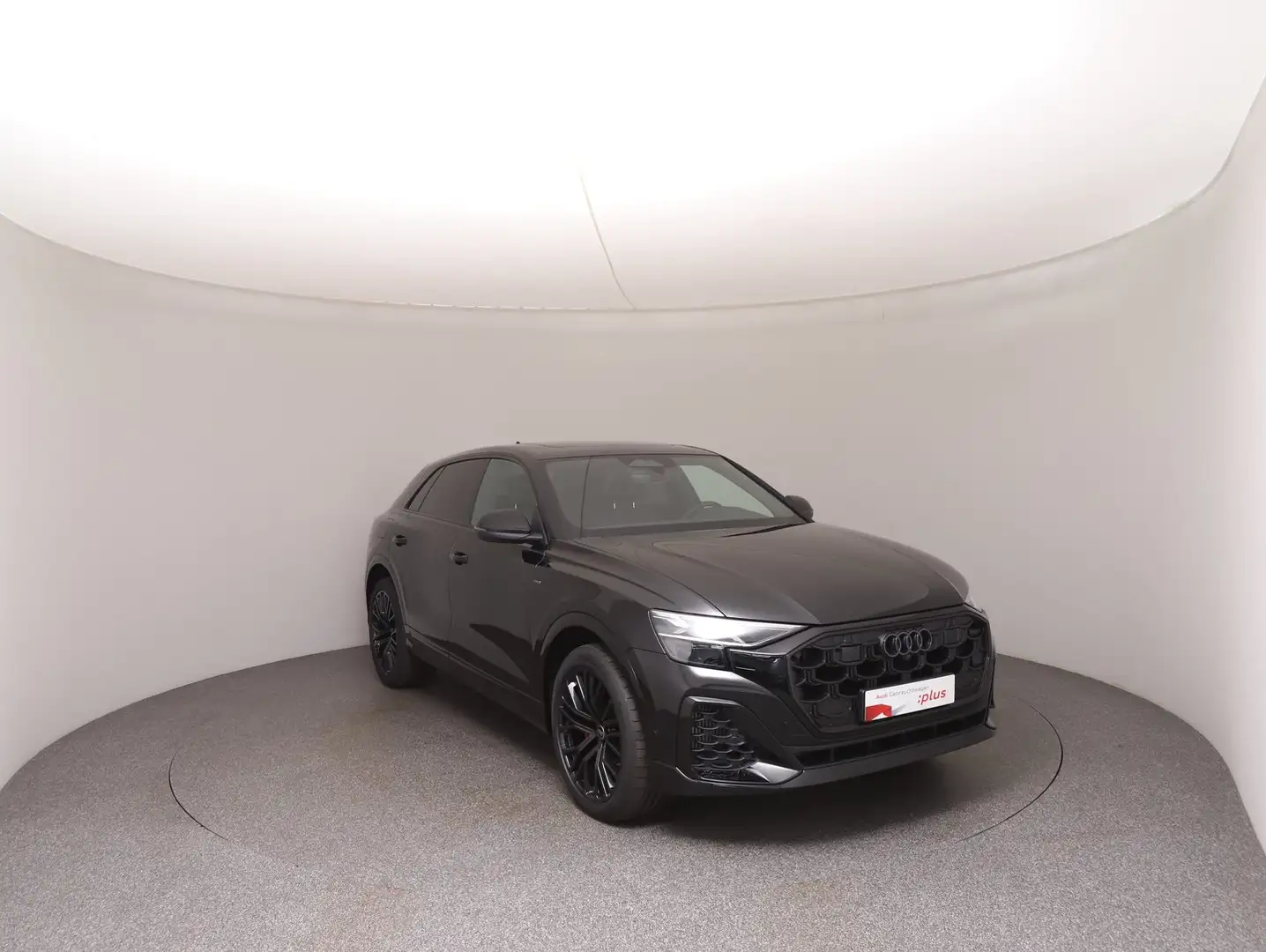 Audi Q8 e-hybrid quattro 290 kW Schwarz - 2