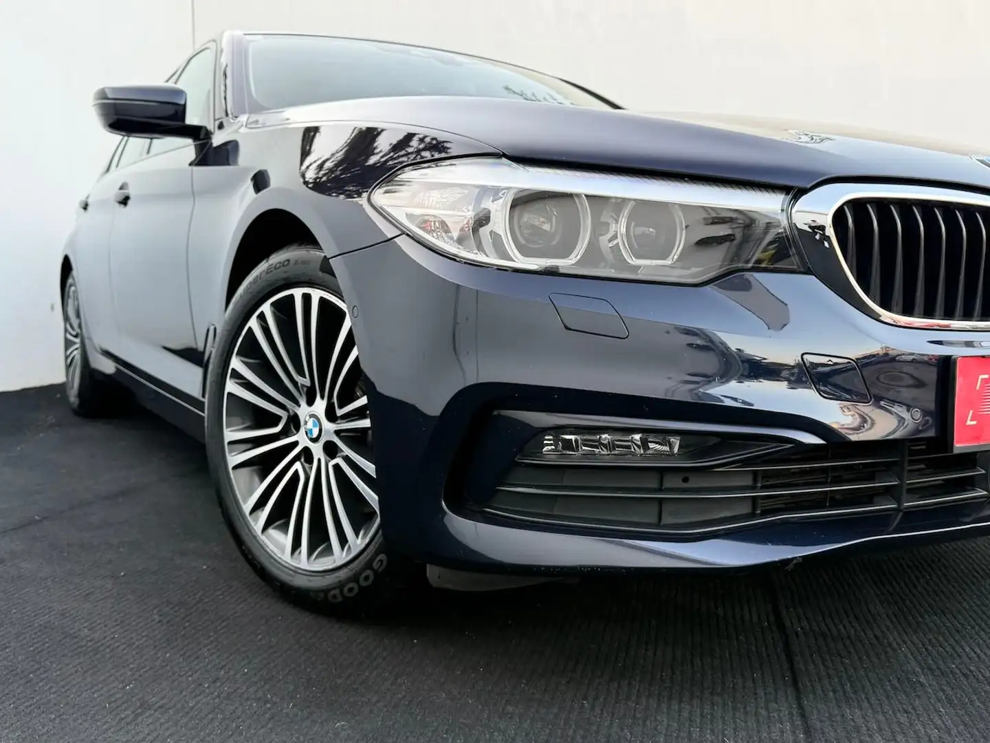BMW 520 520 d Sport Line //1.BESITZ// Blau - 2