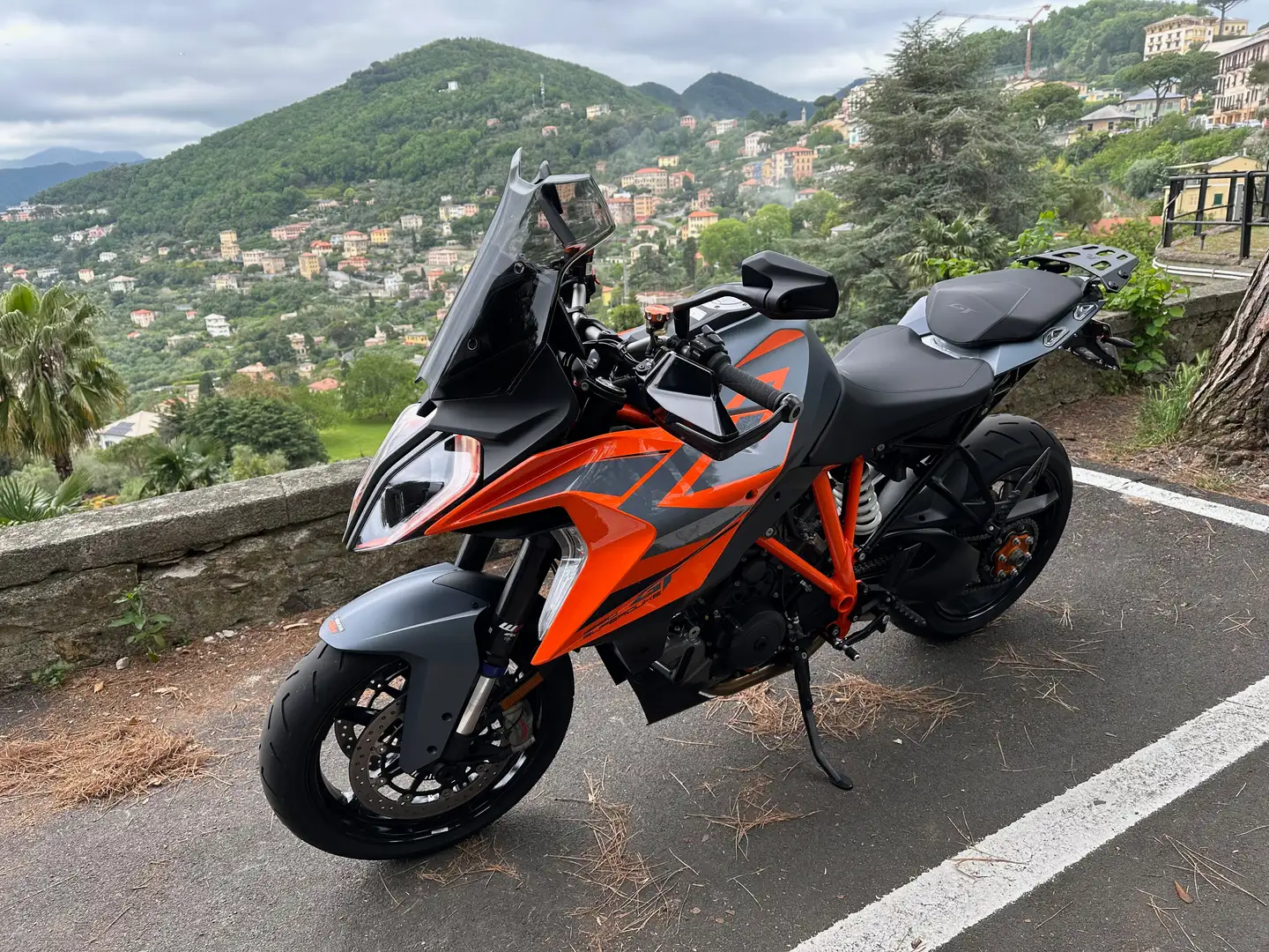 KTM 1290 Super Duke GT Arancione - 2