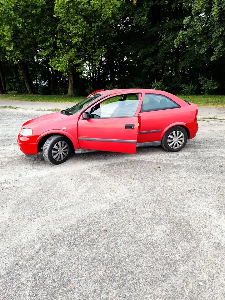 Opel Astra 1.6 eventuell auch tausch gegen Diesel, foto 2