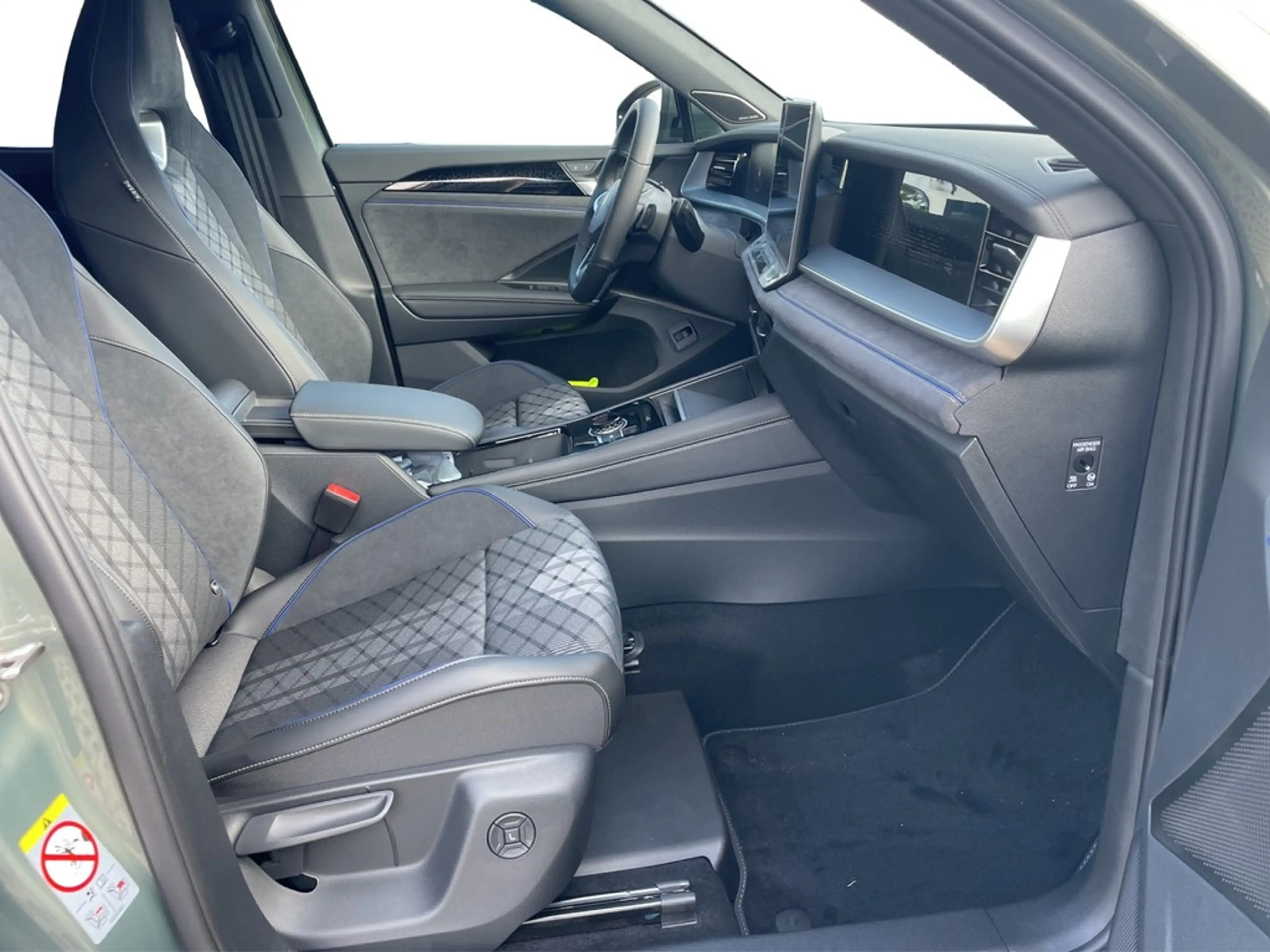 Volkswagen Tayron R-Line 1,5 l eTSI OPF 110 kW (150 PS) 7-Gang-Do... — photo 12