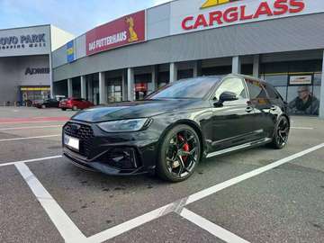 RS4 Avant TFSI Tiptronic
