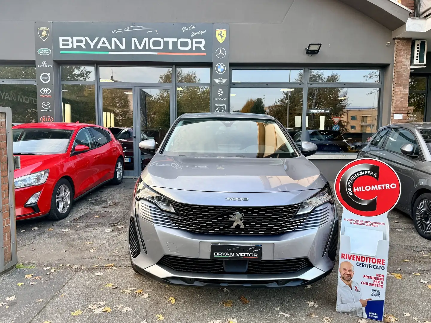 Peugeot 3008 3008 BlueHDi 130 S&S EAT8 Active Pack Grijs - 2