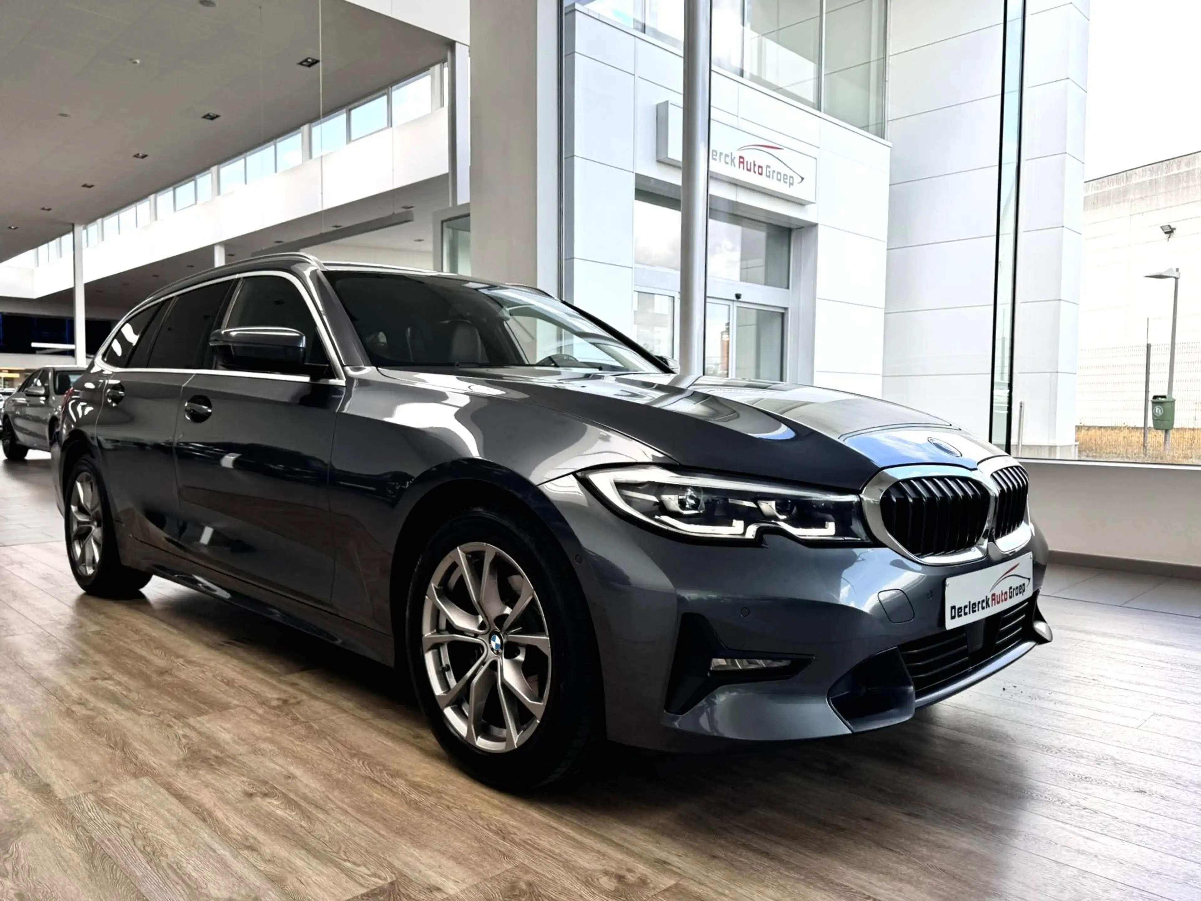 BMW 316 TOURING SPORT STEPTRONIC*CAMERA 360*1STE EIGENAAR*TOPAANBIEDING !!! — photo 4