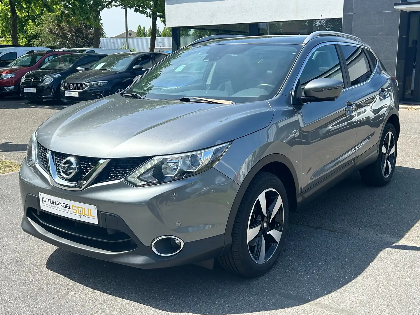 Nissan Qashqai 1.2i, 6/2017, 91.605km, Full Opt., 12m Garantie Grau - 1