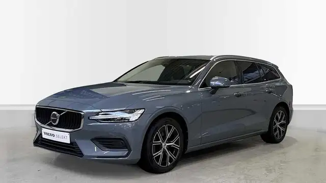 Volvo V60 Core B3 mild hybride | Trekhaak | Getinte ramen |