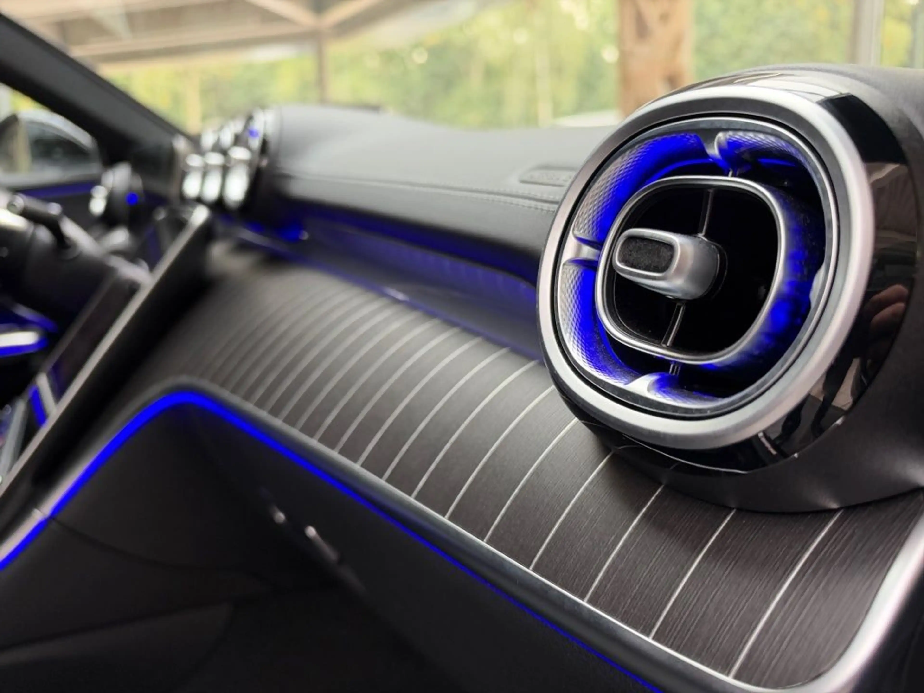 Mercedes-Benz CLE 200 Coupé AMG+PANO+BURMESTER+360°+AMBI.PLUS — photo 24