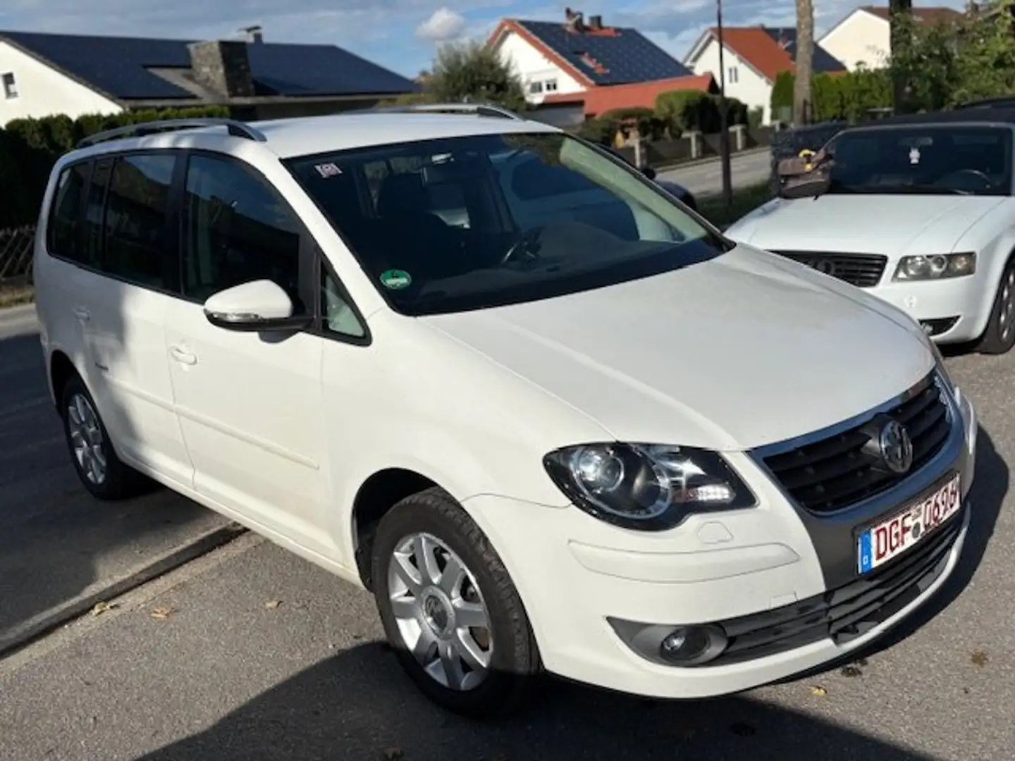 Volkswagen Touran Freestyle euro 5 Weiß - 2