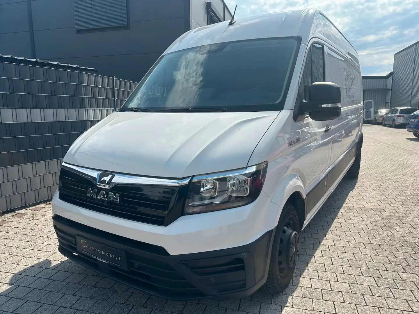 MAN TGE Kasten*3,5t*Kasten lang Hochdach RWD Weiß - 1
