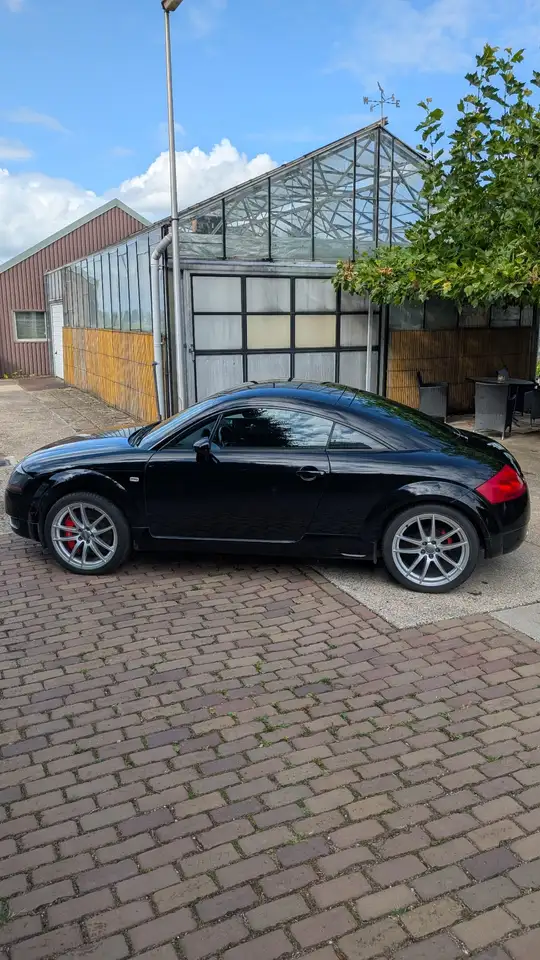 Audi TT 1.8 5V Turbo quattro, foto 4