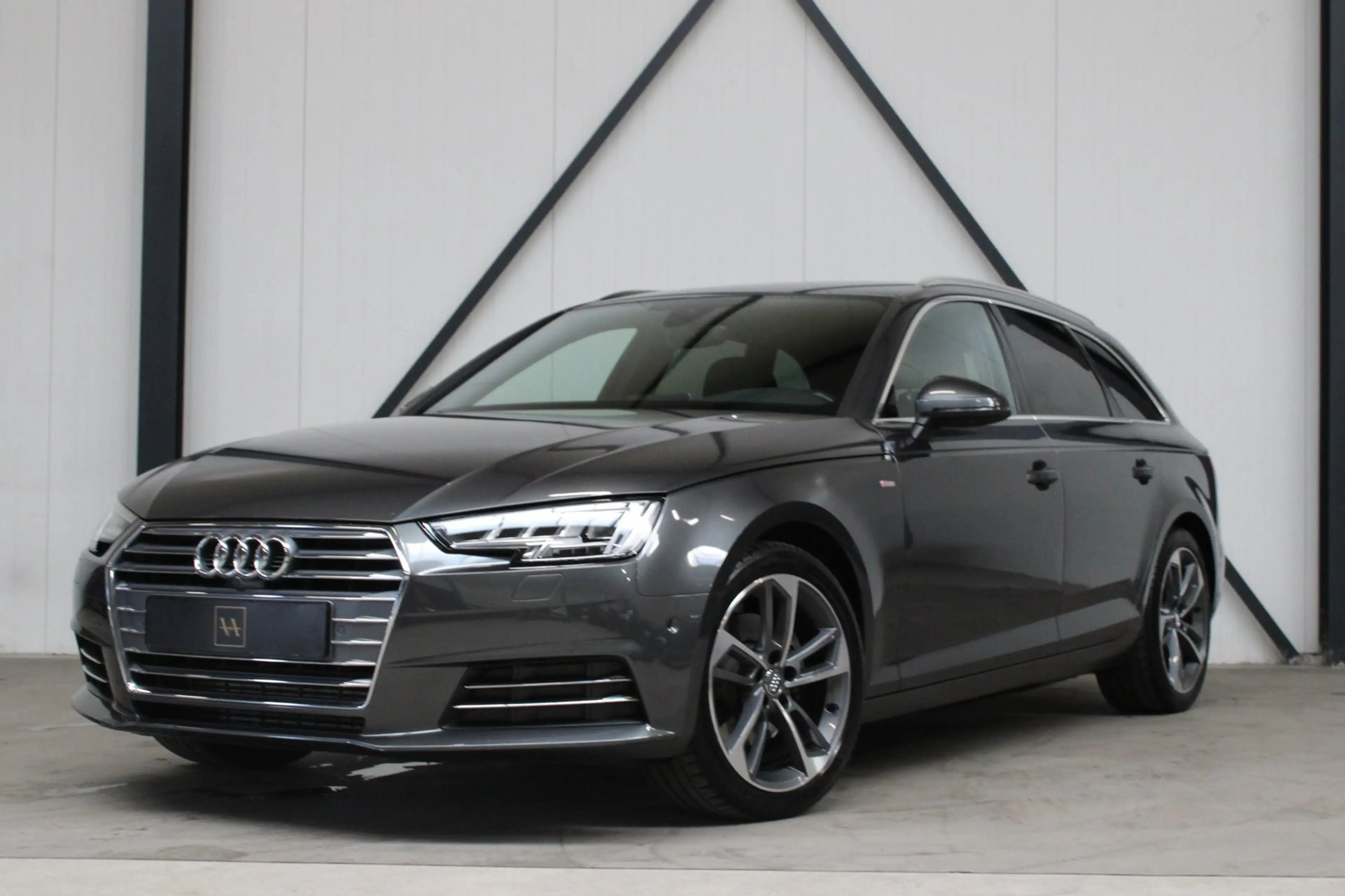 Audi A4 Avant 2.0 TFSI ultra Sport Pro Line S I Achter- en