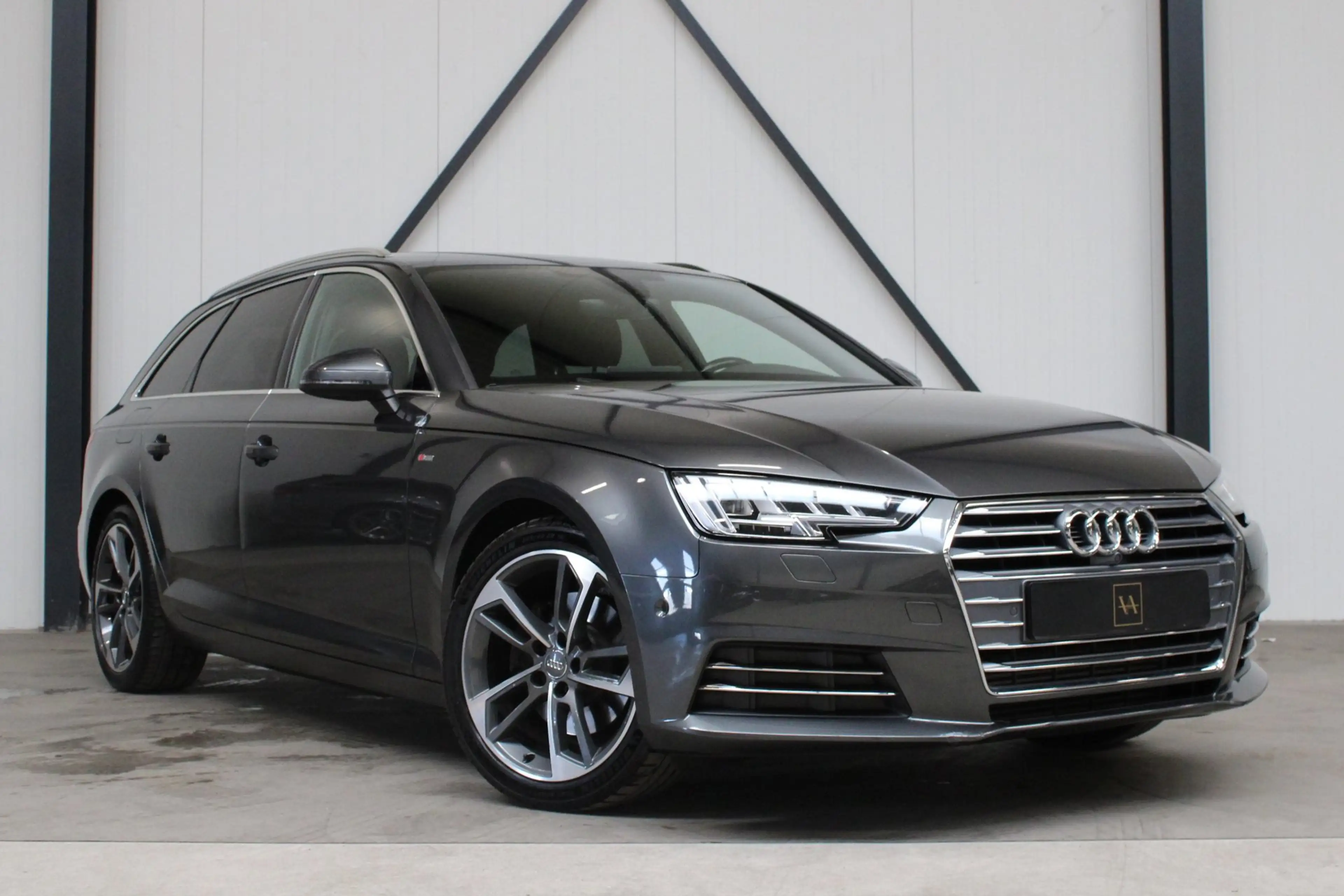 Audi A4 Avant 2.0 TFSI ultra Sport Pro Line S I Achter- en — photo 6