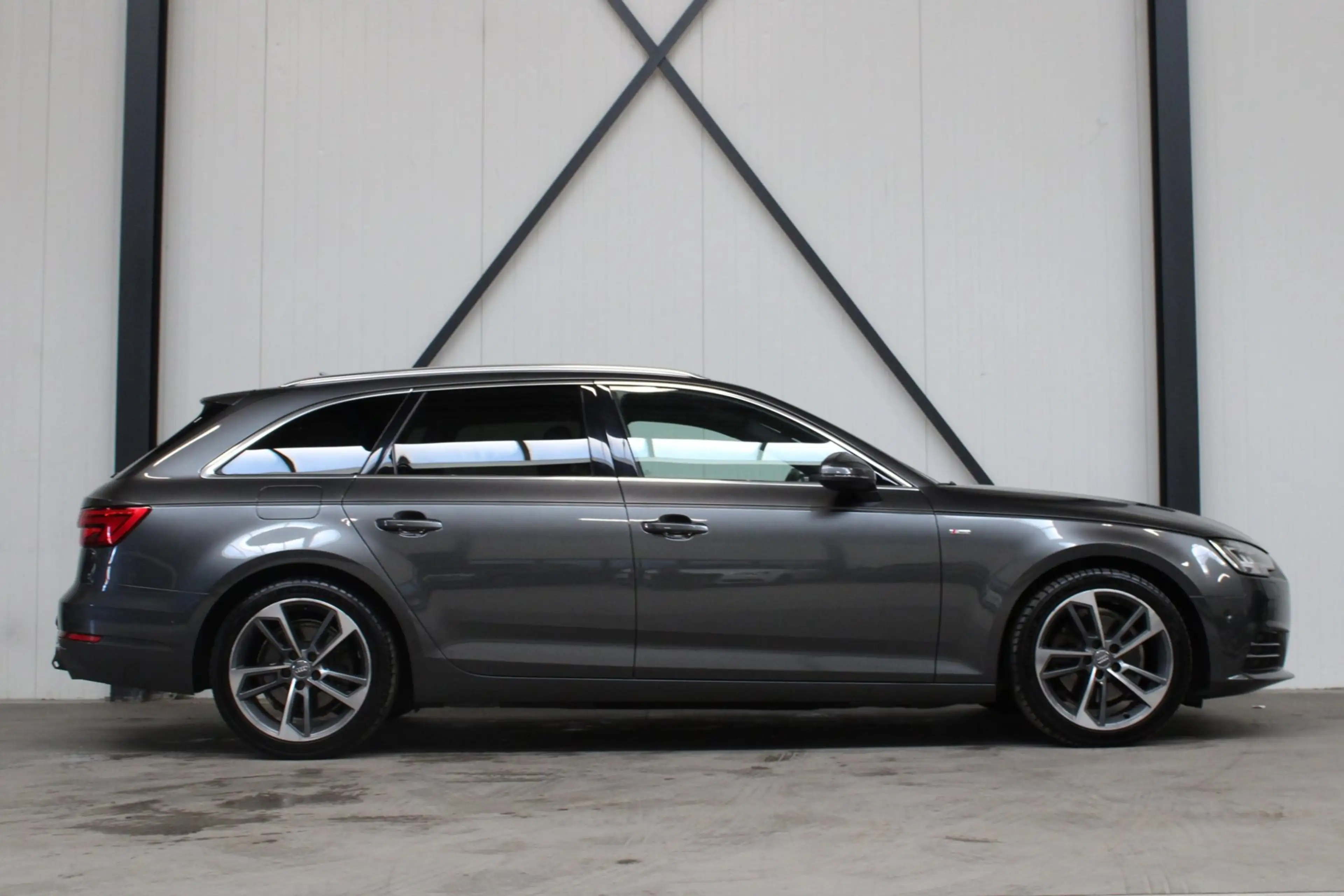 Audi A4 Avant 2.0 TFSI ultra Sport Pro Line S I Achter- en — photo 7