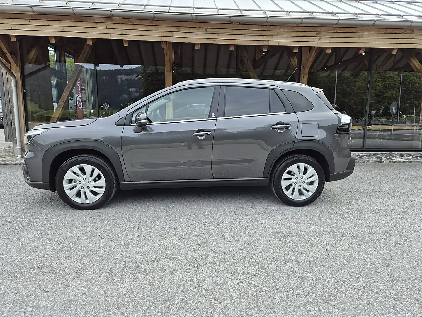 Suzuki S-Cross 1,4 Hybrid ALLGRIP shine Aut. Grau - 2