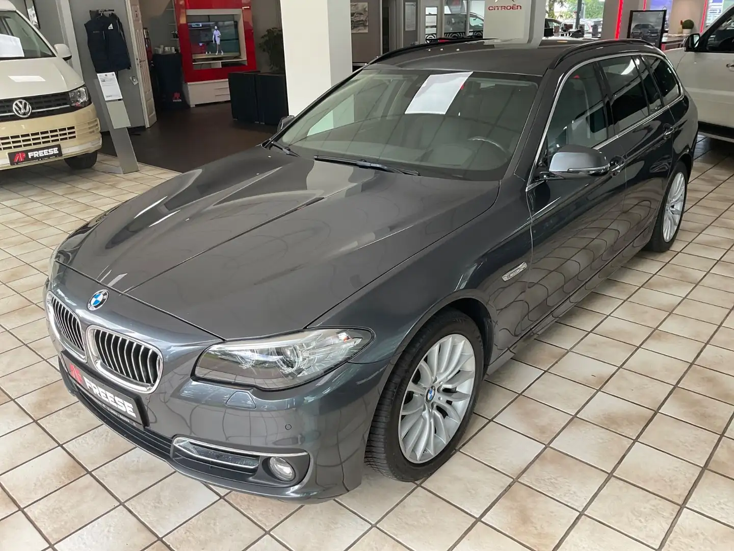 BMW 520 Baureihe 5 Touring 520 d Сірий - 1