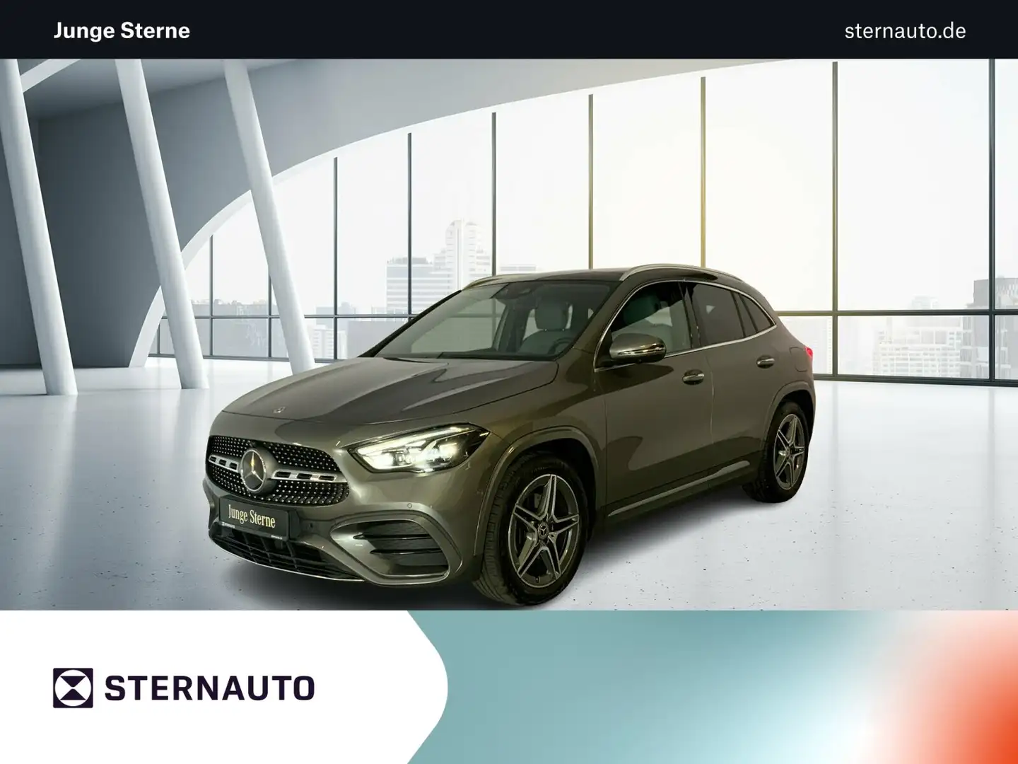 Mercedes-Benz GLA 200 GLA 200 d AMG Premium Plus DISTRO AHK CarPlay  LED Grau - 1