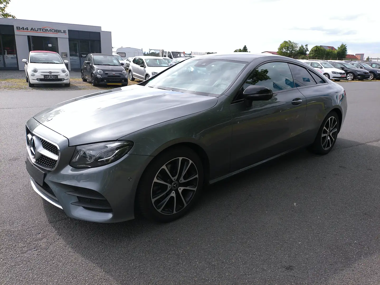 Mercedes-Benz E 200 E 200 Coupe*AMG-Line Stoßstangen*Burmester*WIDE Grijs - 1