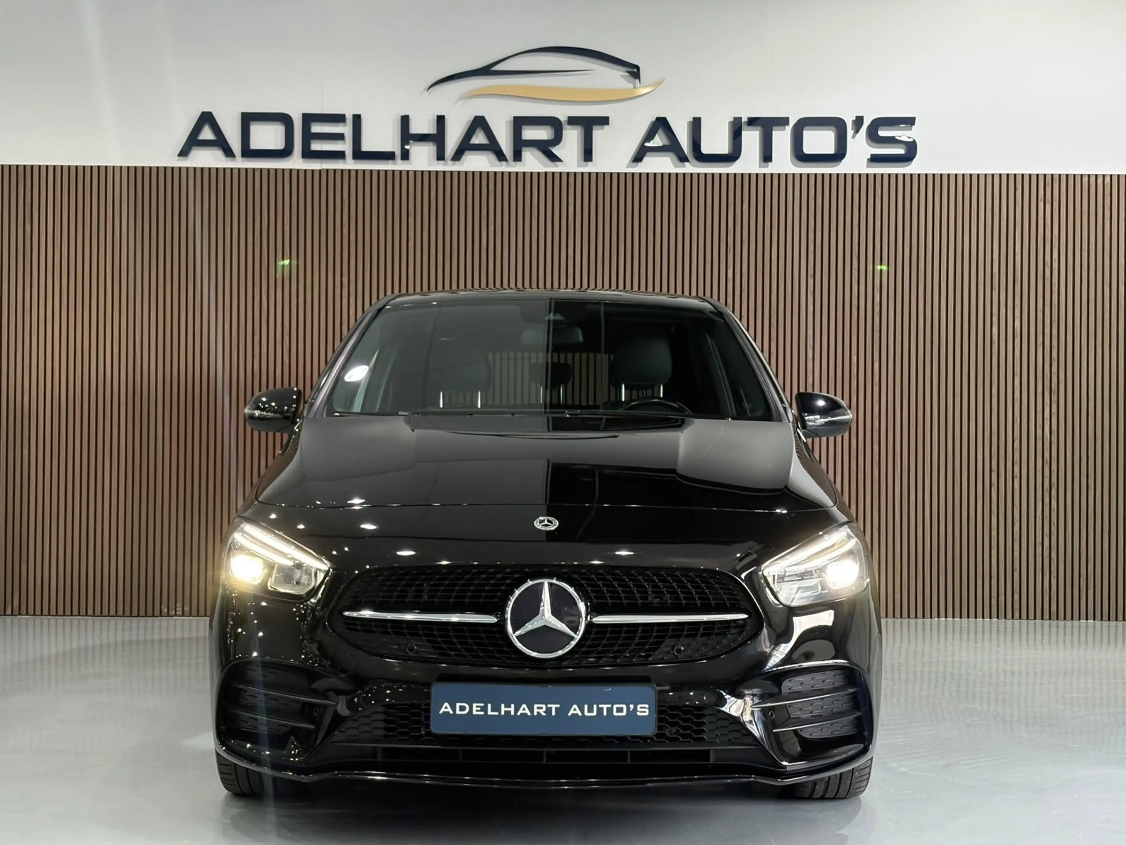 Mercedes-Benz B 250 e AMG line Night pakket/ Full map navigatie / Crui — photo 5