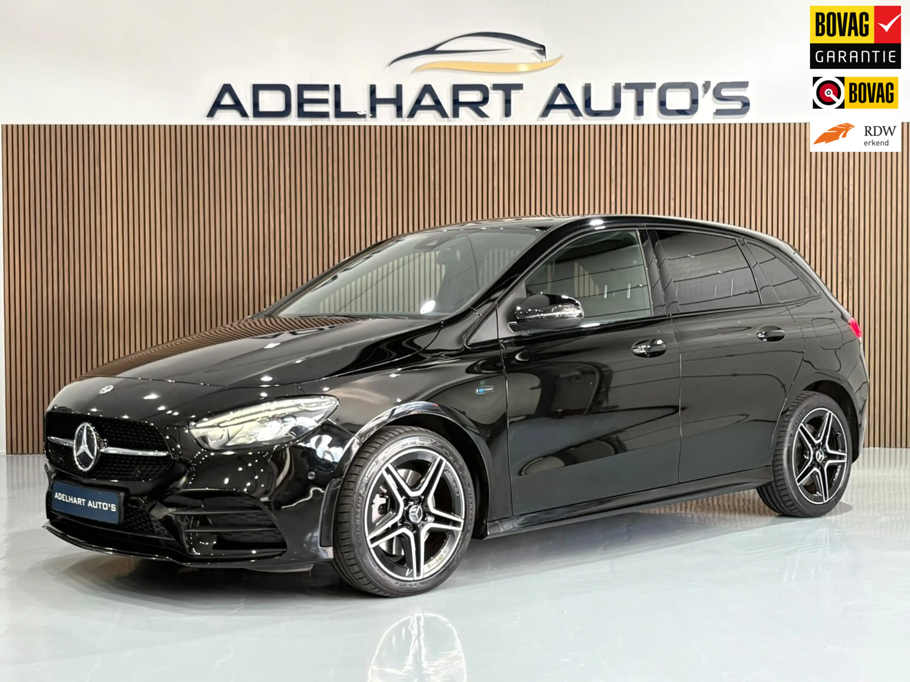 Mercedes-Benz B 250 e AMG line Night pakket/ Full map navigatie / Crui